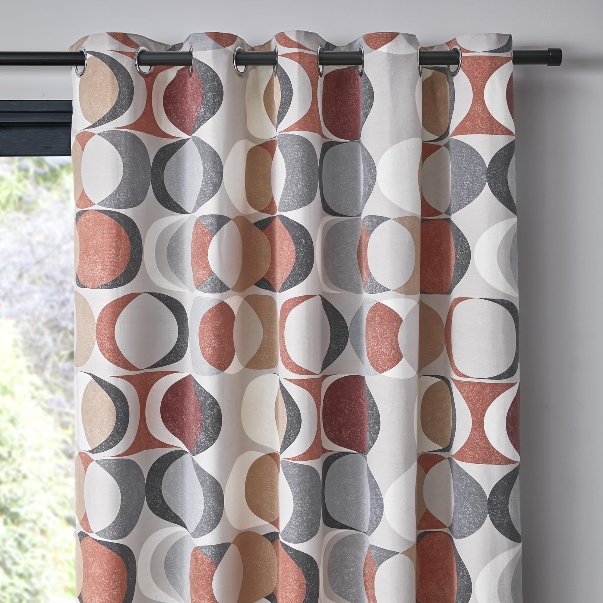 Fusion Strata Spice Orange Retro Eyelet Curtains, W46 x L72 (117 x 183cm), 2 Panels, 100% Cotton, Geometric Circle Drapes - Image 2
