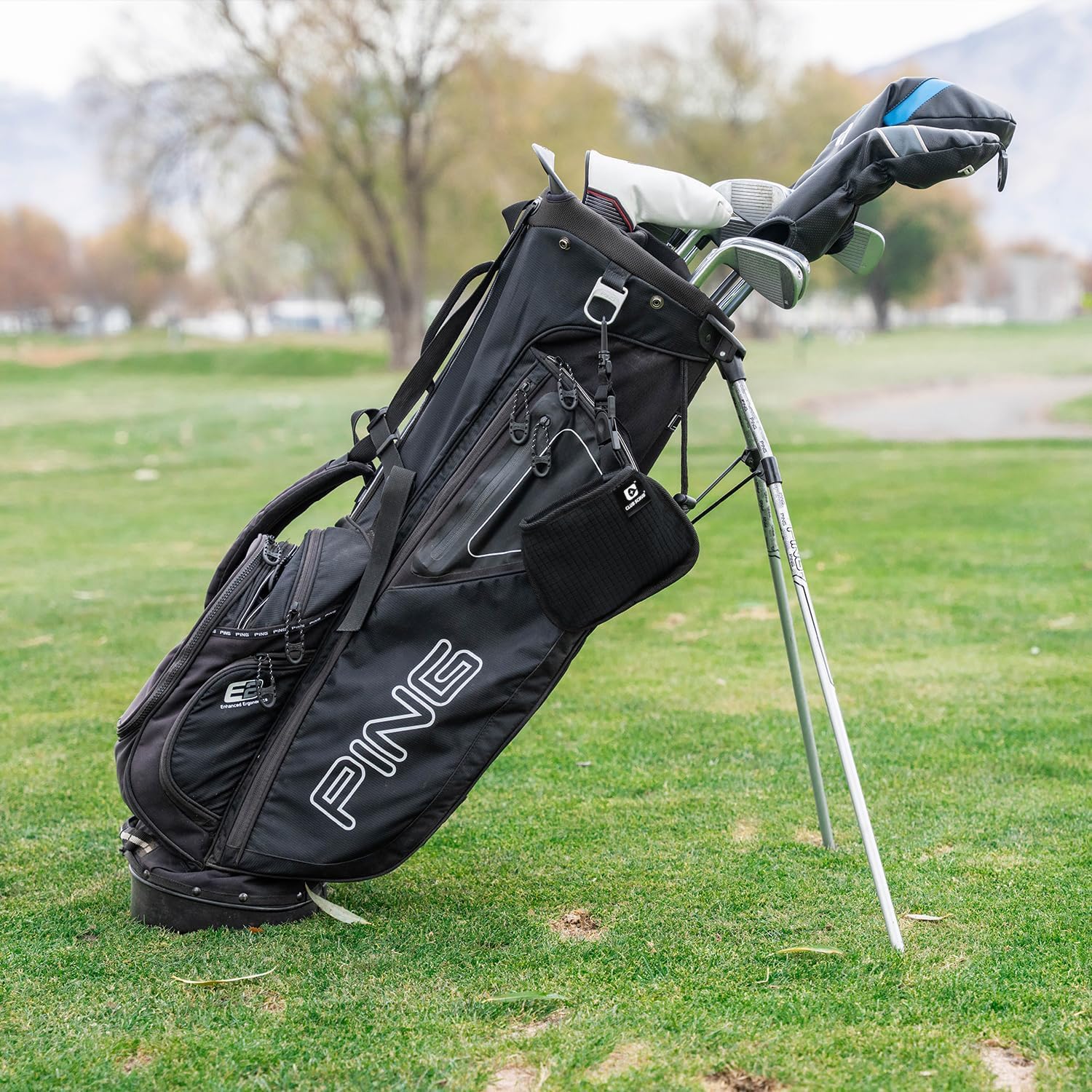 Amazon.com : Club Scrub Mini, Golf Club and Golf Ball Cleaning Bag