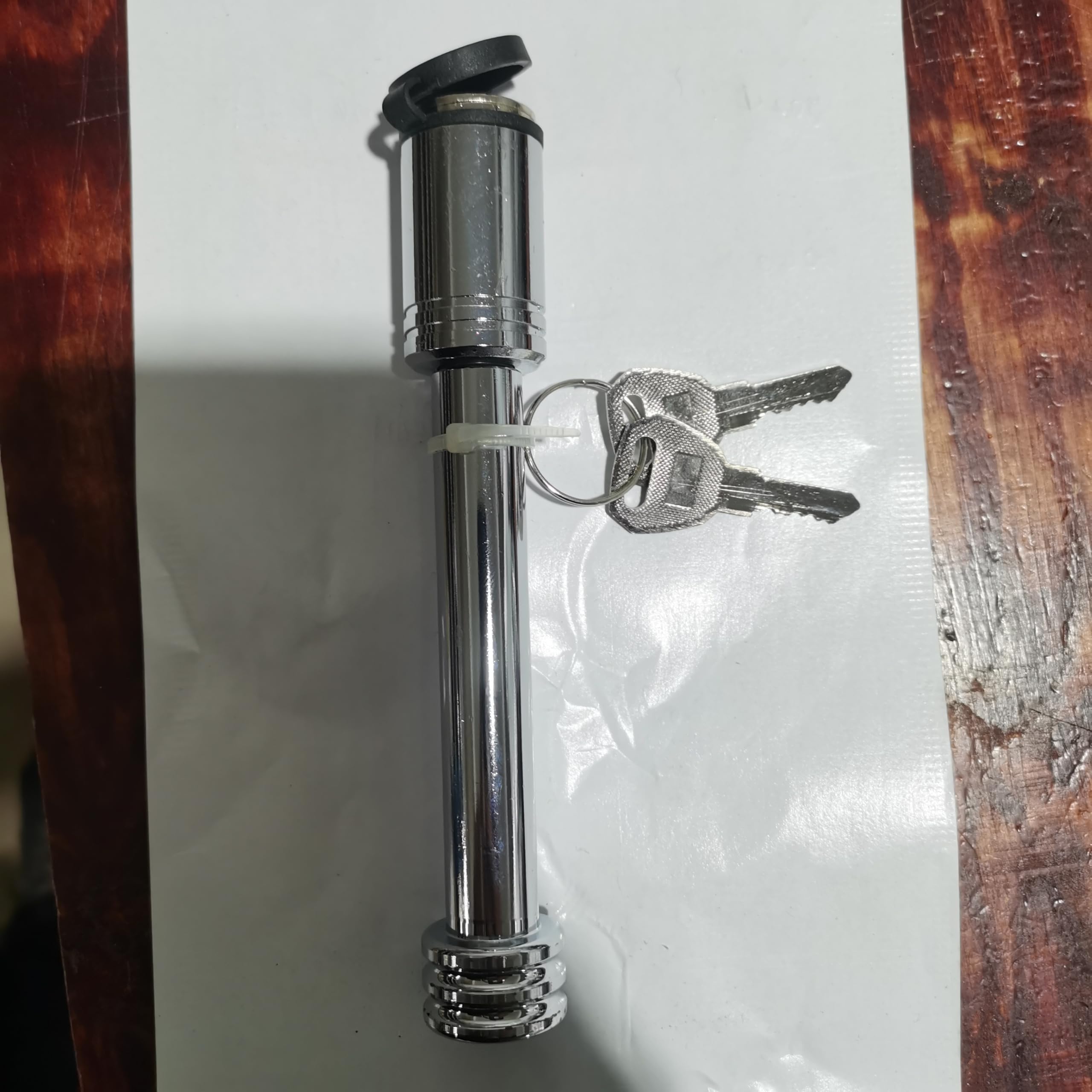 Portabici Posteriore Pieghevole 2 Biciclette Resistente Montare Sul Gancio Traino Acciaio Q235 Capacità Carico 180 Libbre Adatto a Ruote Larghe Fino 5,5" Piattaforma Cinghie e Accessori Sicurezza Auto