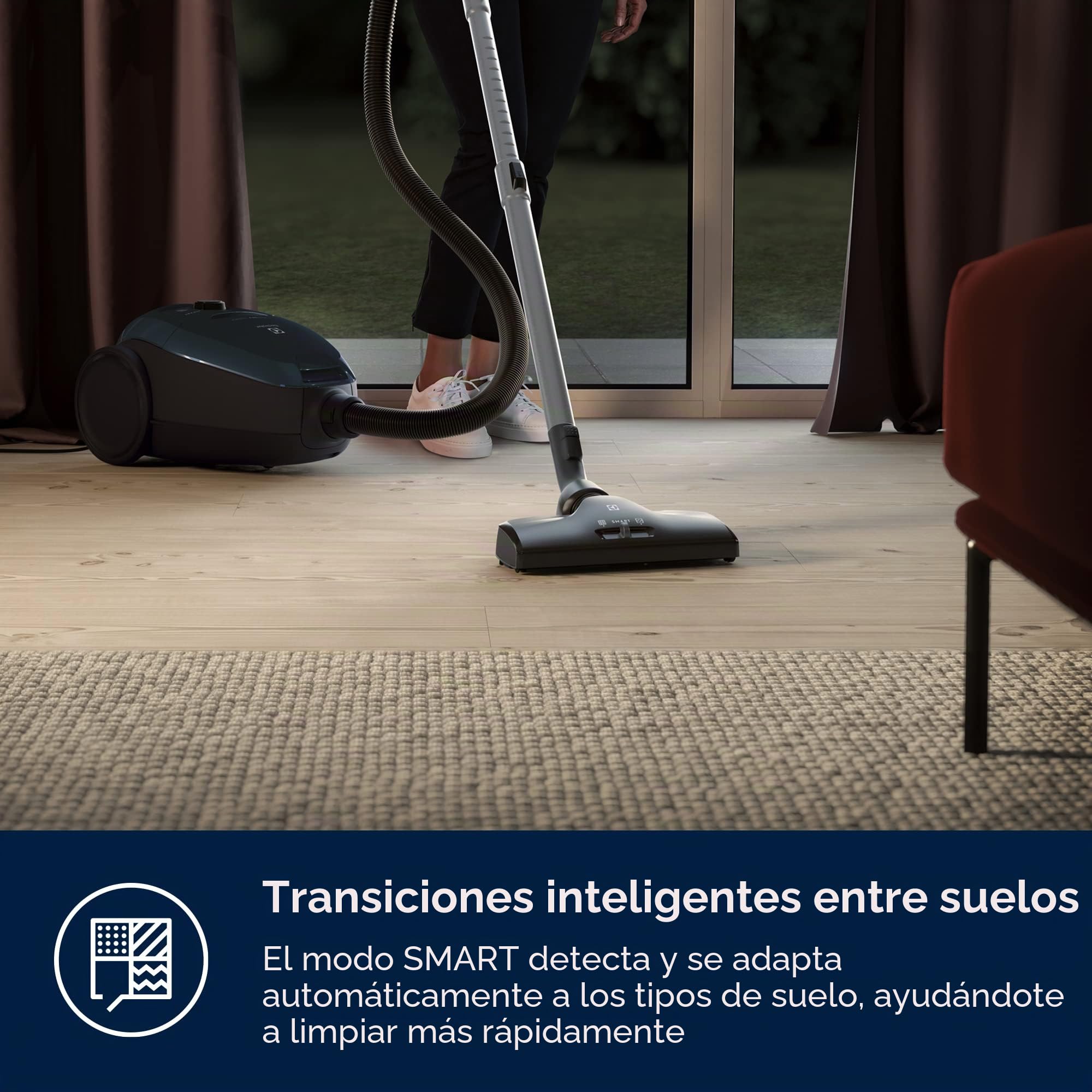 Electrolux PD82-4ST Aspirador con bolsa, potencia máx. 600 W, sistema de aspiración AeroPro, 2 cepillos, accesorio 3 en 1