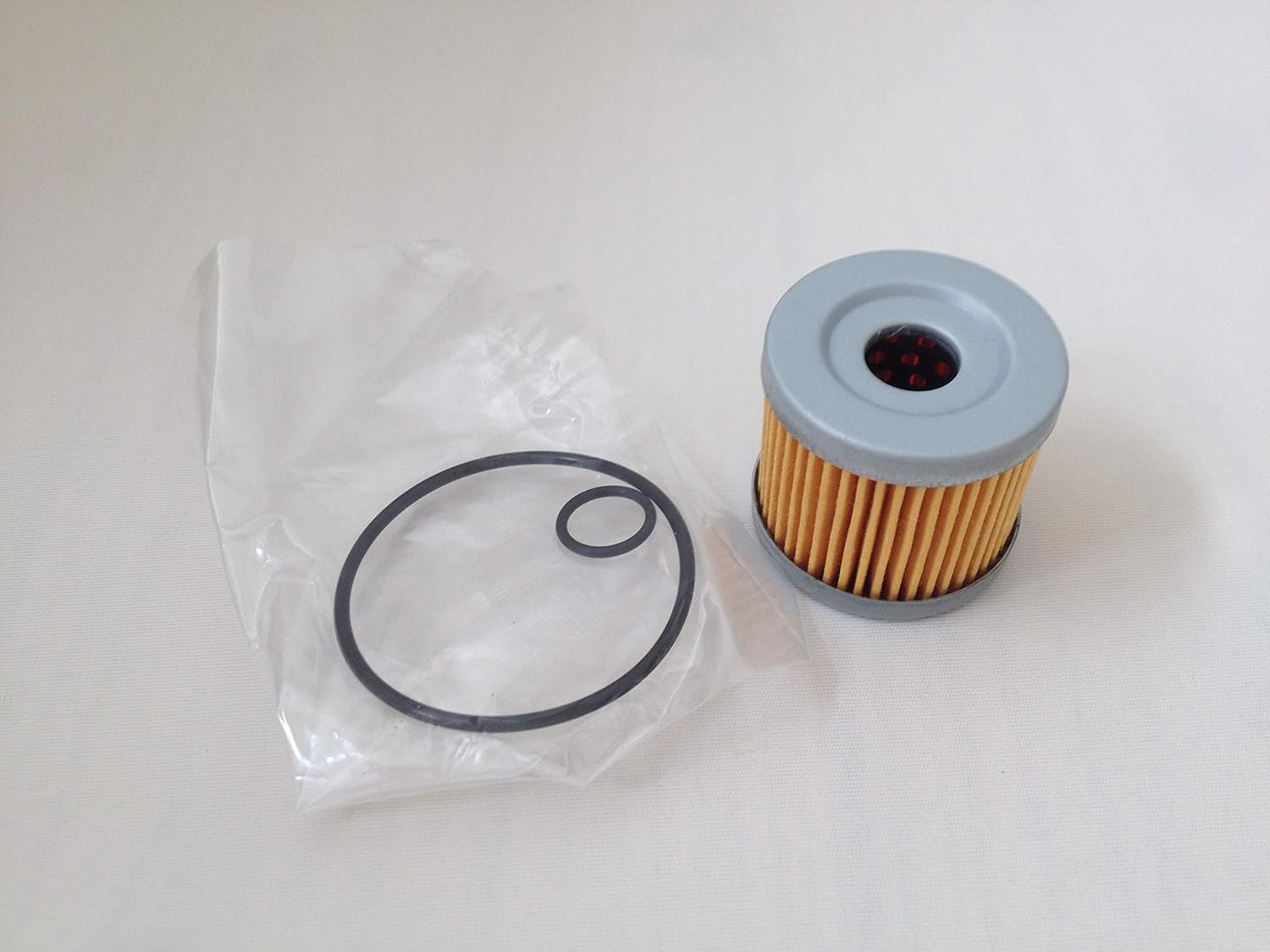 Amazon オイルフィルター ガスケットoリング付 An125 An150 スカイウェイブ ジェンマ125 Dr125 Gn125 Gz125 アヴェニス アドレスv125他 バイク用オイルフィルター 車 バイク