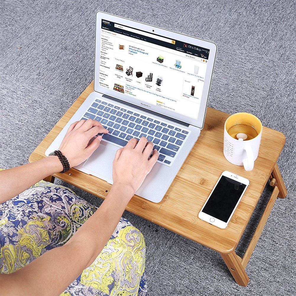 BAKAJI Tavolino Vassoio Colazione da Letto in bamboo, Con gambe pieghevoli ideale per Divano Porta Notebook Pc (60 x 30 x 25 cm)