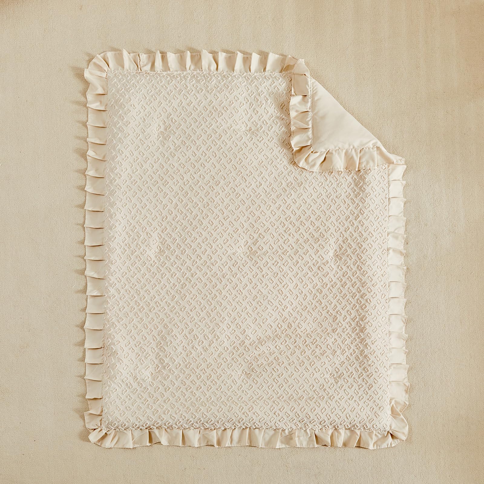 Juego de ropa de cama de 3 piezas para cuna con flecos de volantes, edredón beige con volantes con sábana bajera y falda de cama, suave y bordado, diseño jacquard bohemio Shabby Chic para bebés y