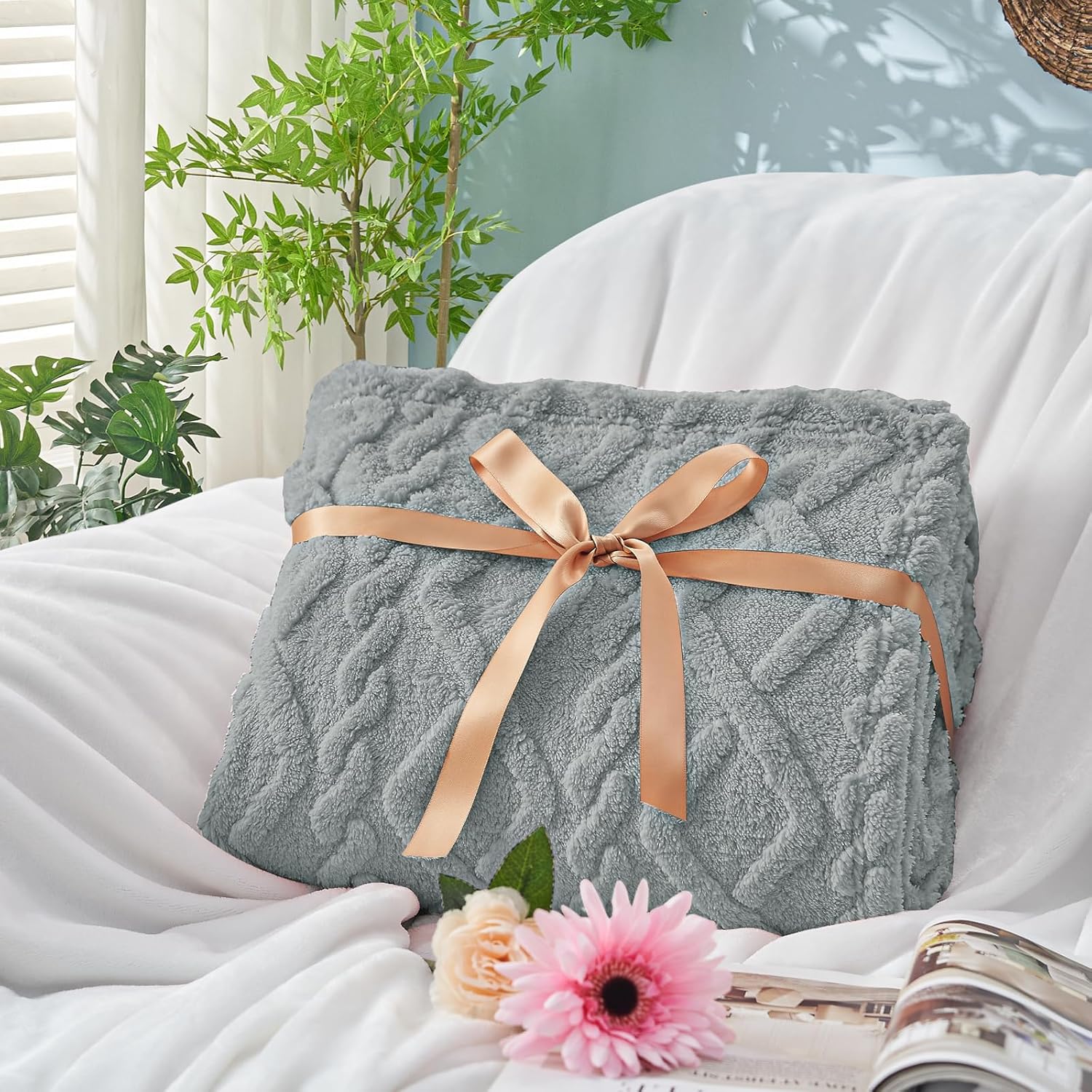 KMUSET Grey Fleece Throw Blanket – 280 GSM Super Soft Lightweight Blanket with 3D Jacquard Weave Pattern Blanket for Couch and Decorative - Image 2