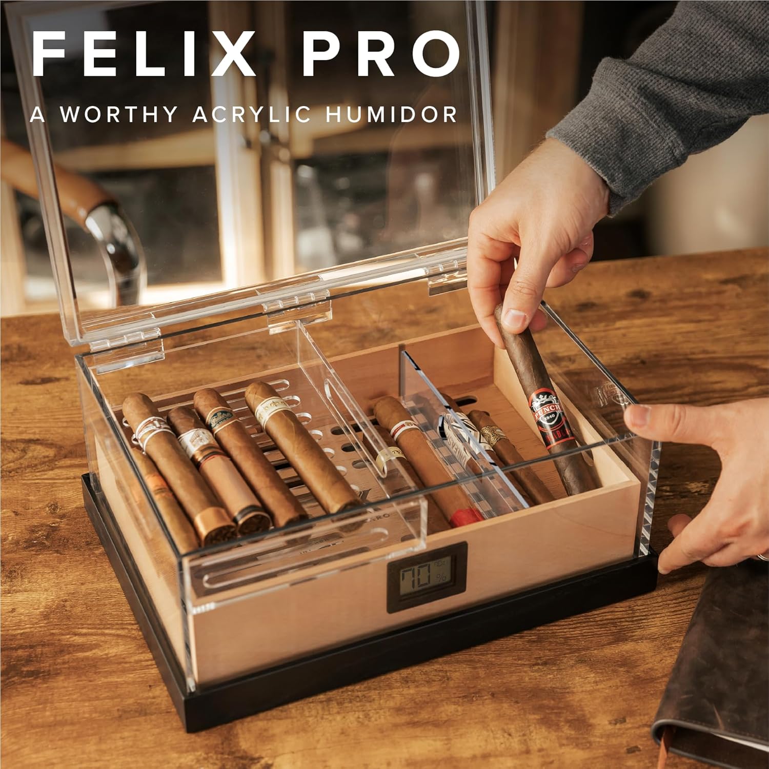 CASE ELEGANCE - Felix Pro Tupperdor - Airtight Acrylic Humidor, Two Acrylic Trays, Spanish Cedar Tray, Ash Wood Base, Digital Hygrometer, Acrylic Divider - Holds 50-60 Cigars