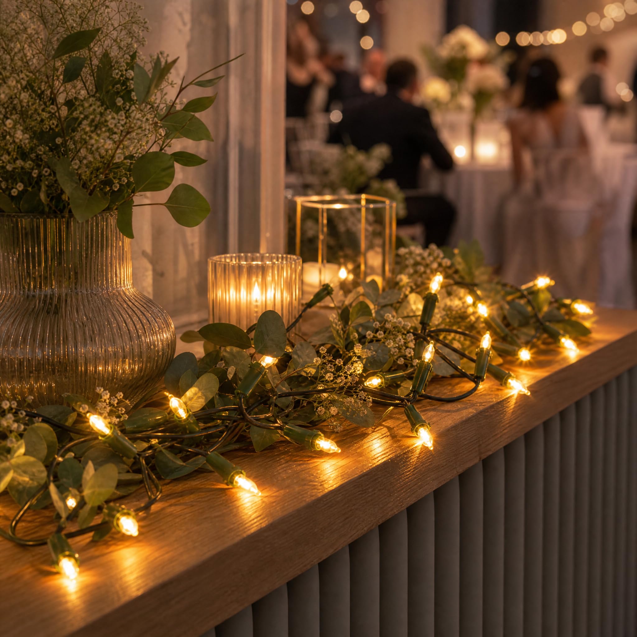 hellum 150230 Guirlande lumineuse d'intérieur avec 100 LED, blanc chaud, guirlande lumineuse longue de 14,85 m éclairée avec câble vert, guirlande lumineuse intérieure avec prise, câble d'alimentation