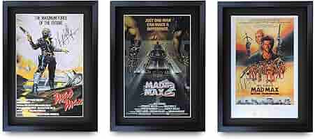 HWC Trading Mad Max A3 Poster Gerahmt - Mel Gibson Filmplakat Mit Autogramm