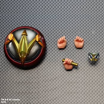 DC COMICS VARIANT PLAY ARTS ワンダーウーマン Amazon.co.jp: DC Comics VARIANT PLAY ARTS改 ワンダーウーマン