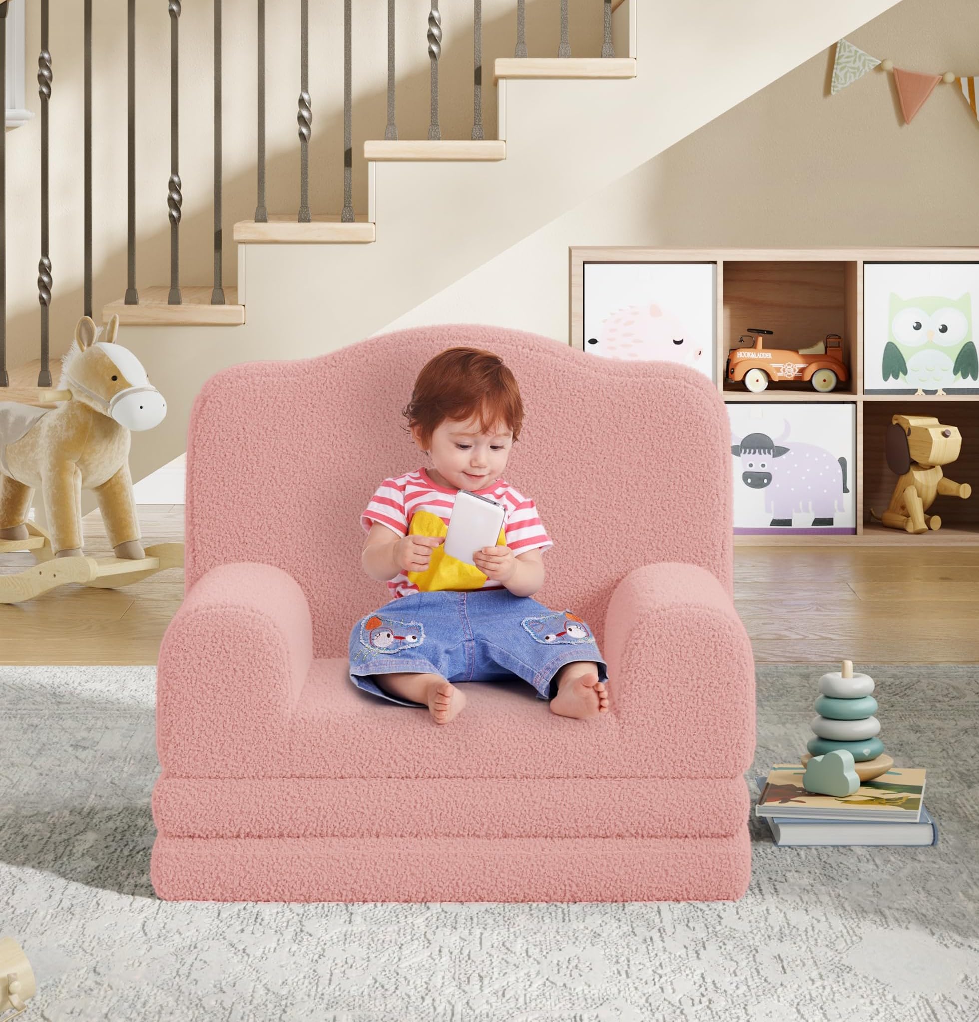 Zstar Canapé Enfant Convertible 2 en 1 Fauteuil Dépliable en Tissu Bouclé Mousse Haute Densité Chauffeuse Lit d'Appoint Enfant Dossier Couronne Rose
