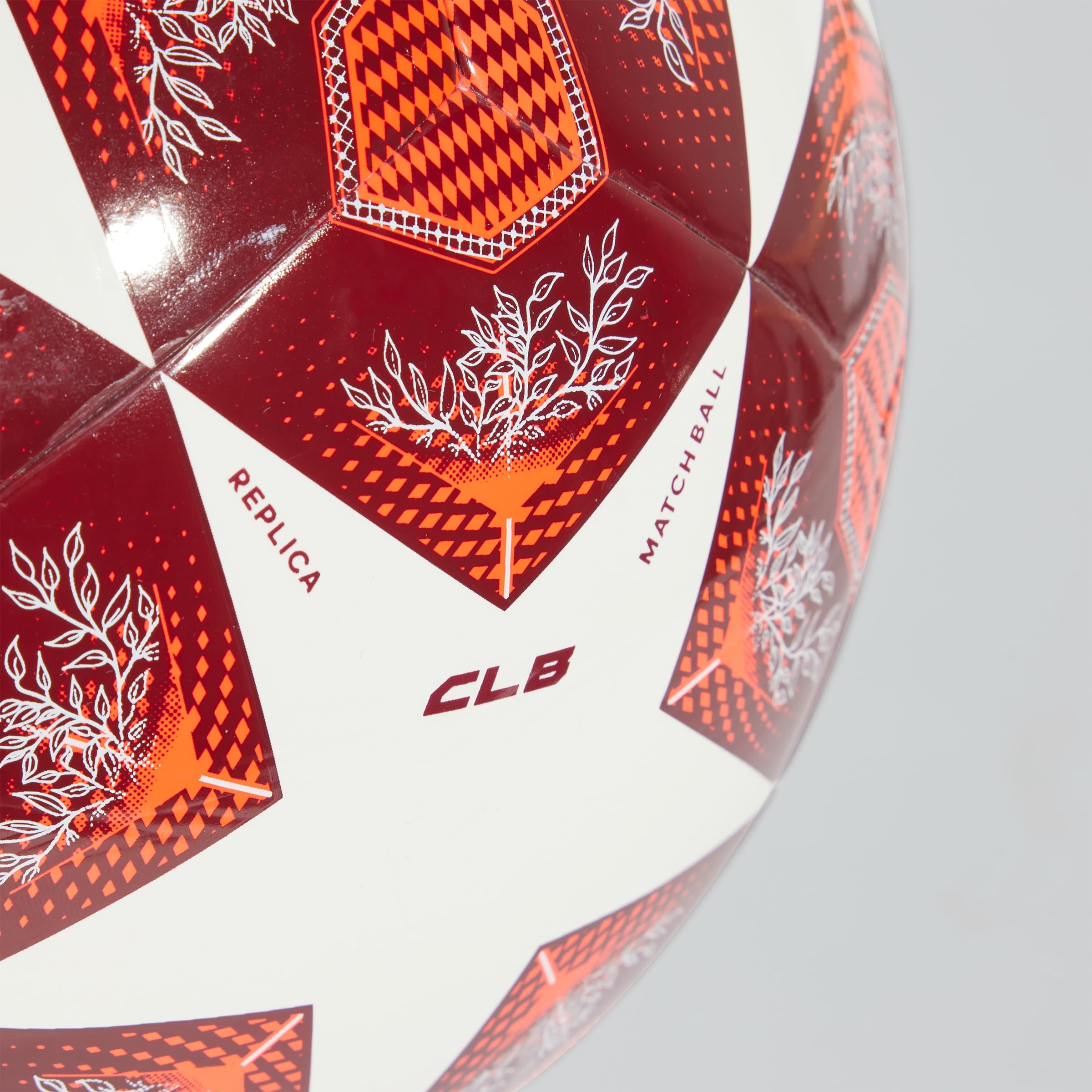 adidas UEFA Champions League Club Ball JH1284, Unisex Footballs, Red, 3 EU