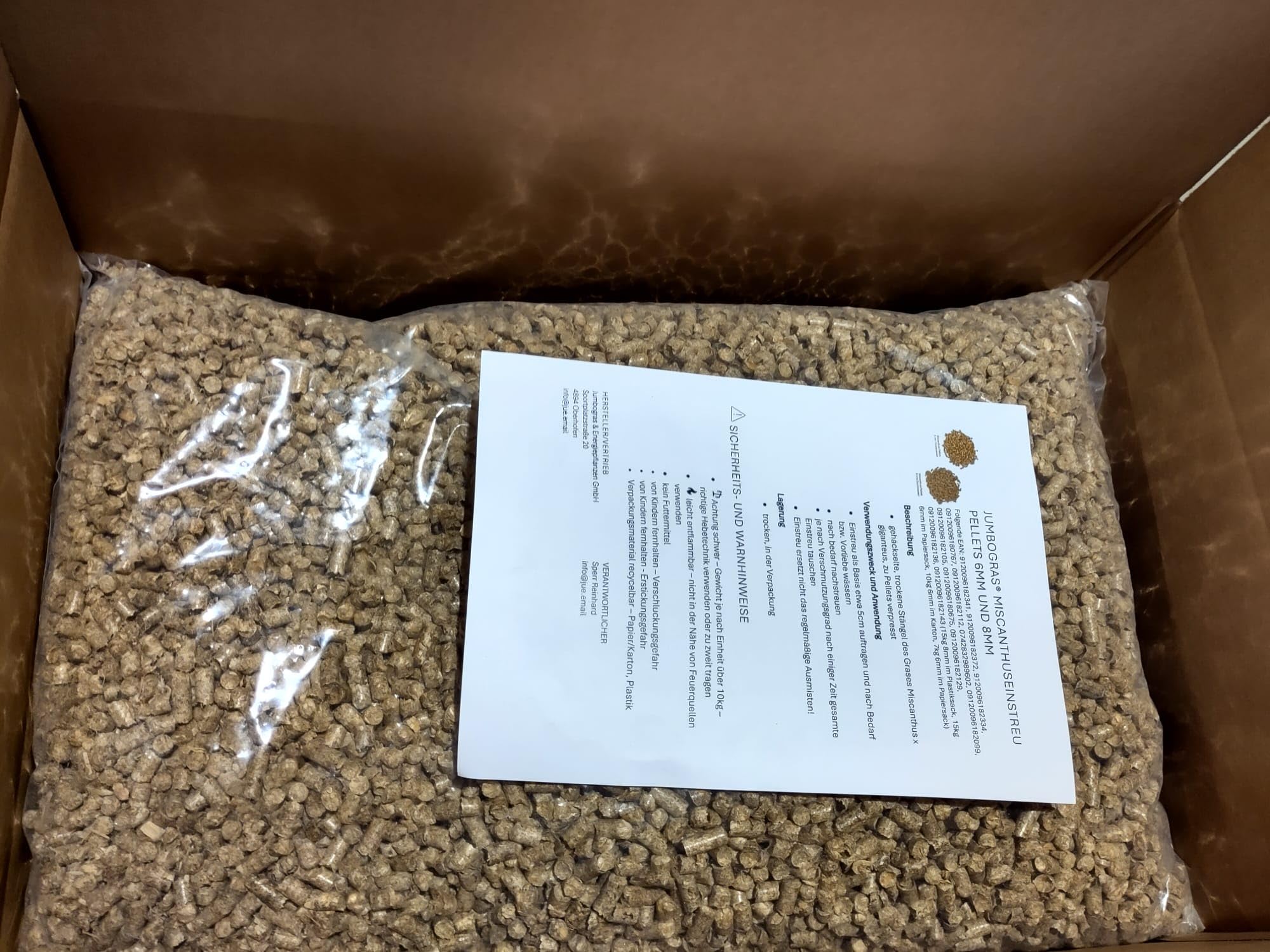 Jumbogras® Einstreu-Pellets aus Miscanthus|Elefantengras als Groß-Tier & Pferdeeinstreu, statt Stroh u. Sägespäne, für saubere Boxen|Stall|Paddock (Einstreu Pellets 2 x 15 kg)