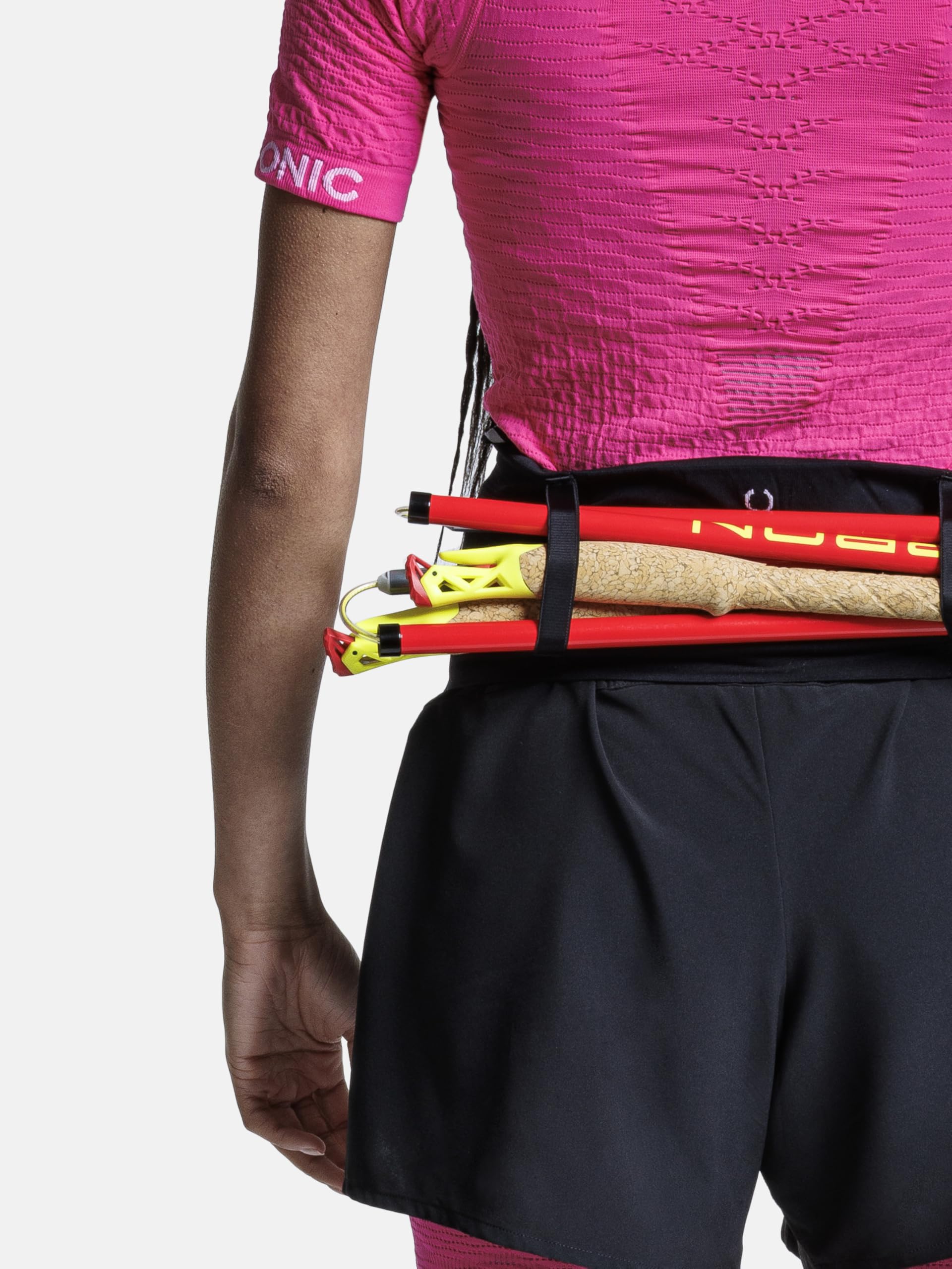 X-BIONIC Hochleistungs-Laufgürtel mit Zwei Flaschentaschen für Flüssigkeitszufuhr, geräumige und sichere Aufbewahrung, geringes Gewicht und Bequeme Passform - Schwarz/Weiß, XL