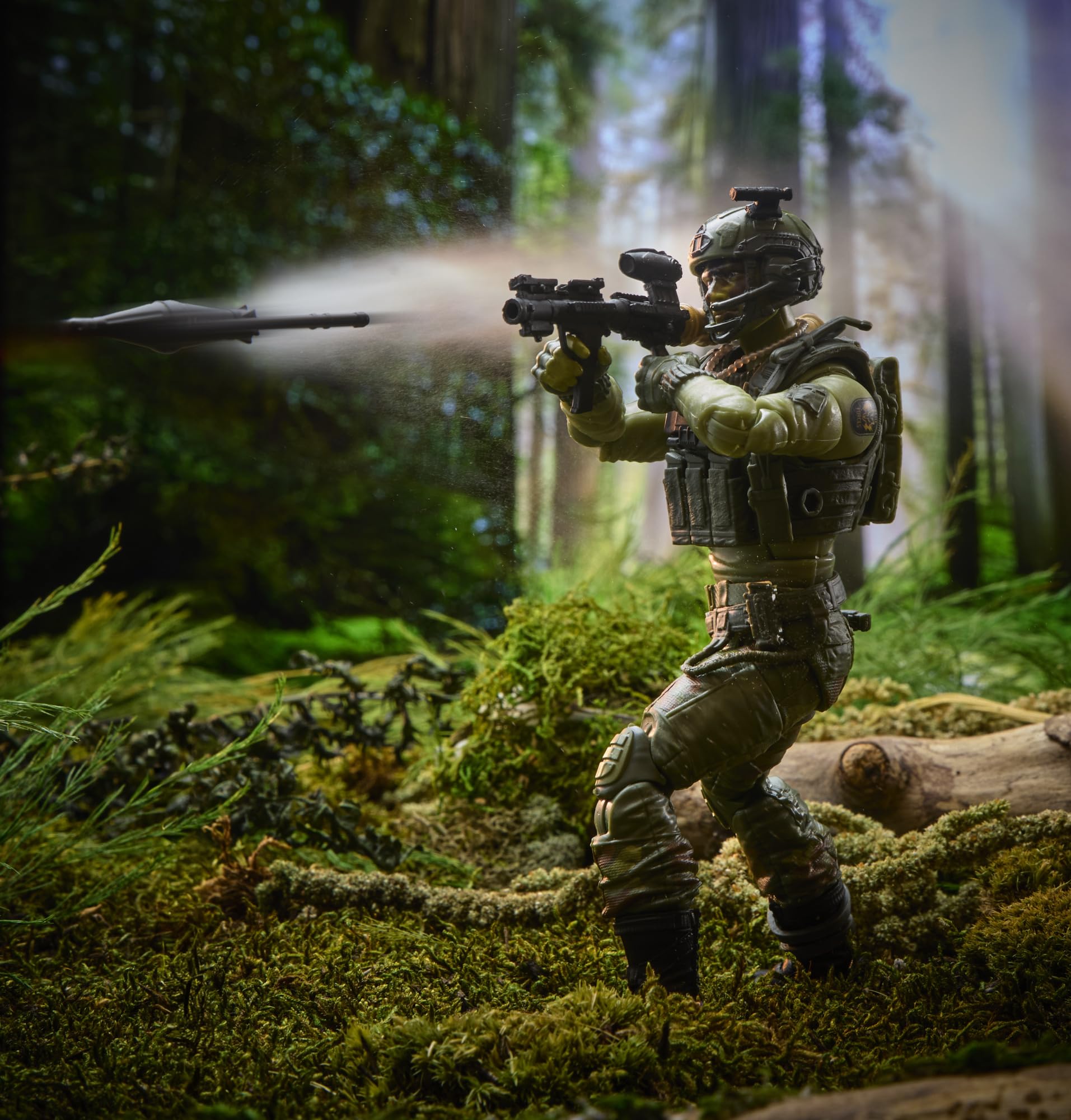 G.I. Joe Classified Series, Legacy Collection, Soldado de acción - Fuerzas Especiales, Set de Figura Coleccionable de 15 cm con 16 Accesorios