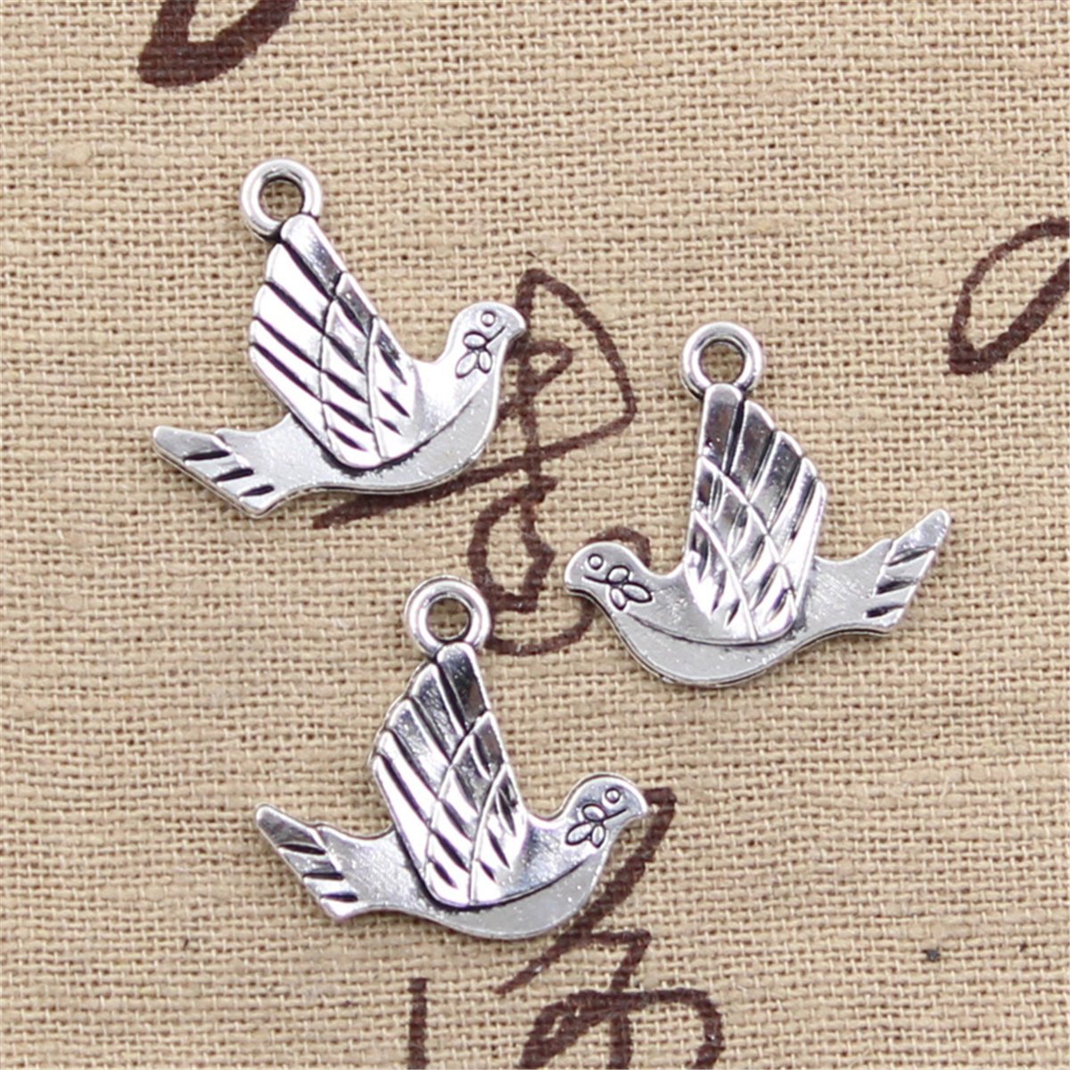 30pcs Charms Peace Dove onlive Antique Silver Charms Pendants for Making Bracelet Necklace Jewelry Findings Jewelry Making Accessory 20x21mm