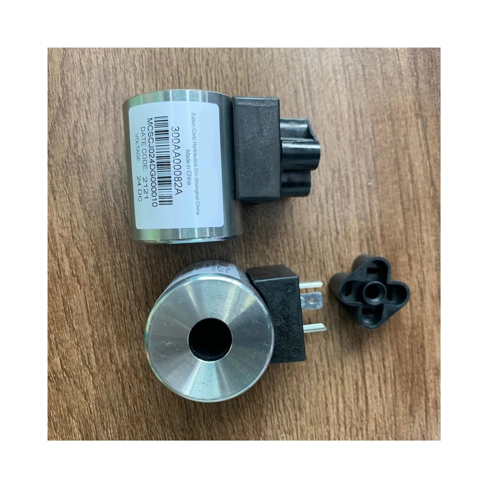 SBSSYVLMV 1pcs 300AA00082A MCSCJ024DG000010 Vickers IH Coil for Solenoid Valve(300AA00042A)