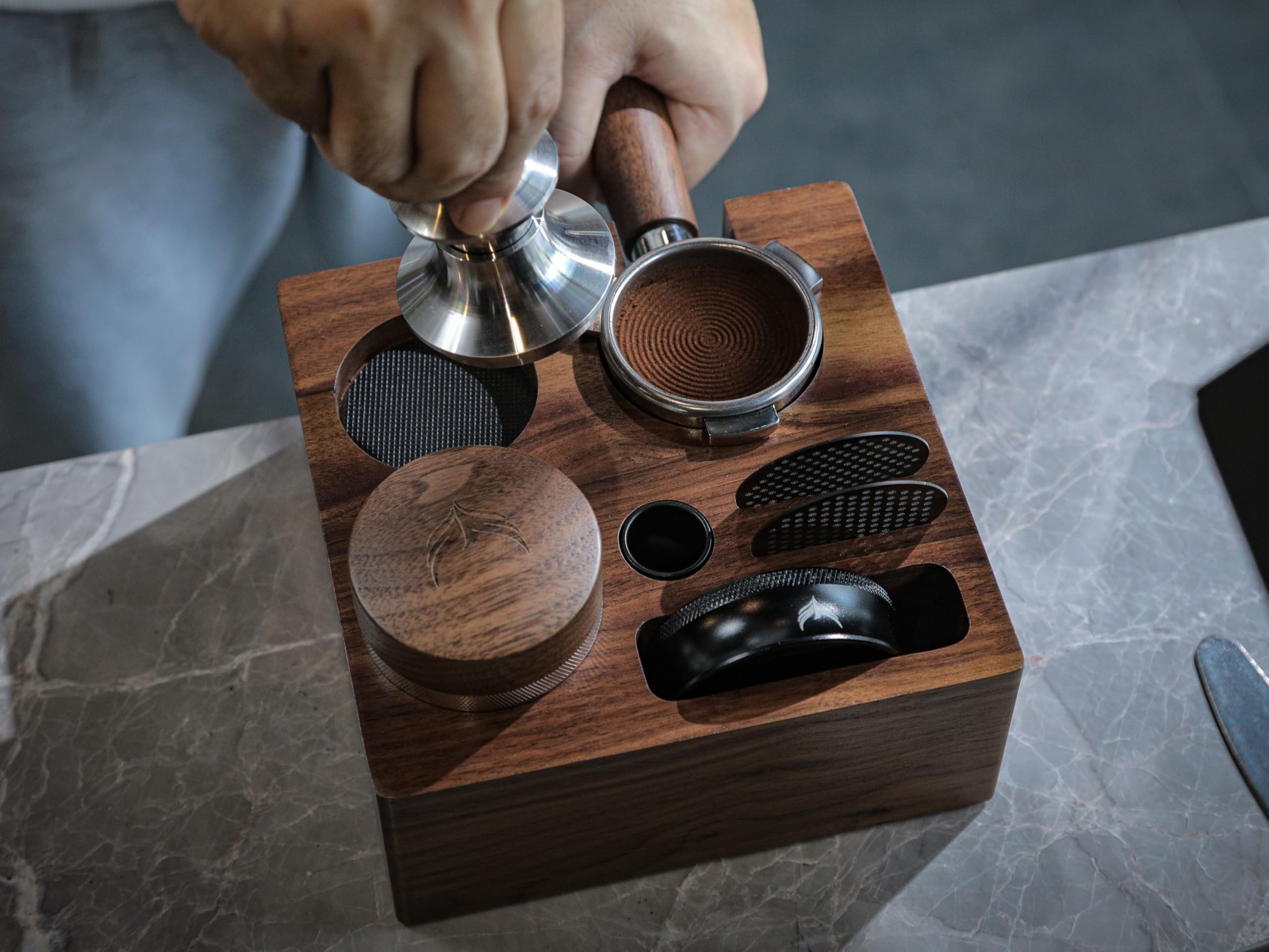 Tamper Set 54mm für Sage – Walnuss Tamperstation, Espresso Tamper, Coffee Distributor, WDT Tool, Dosierring & Puck Screen Barista Zubehör
