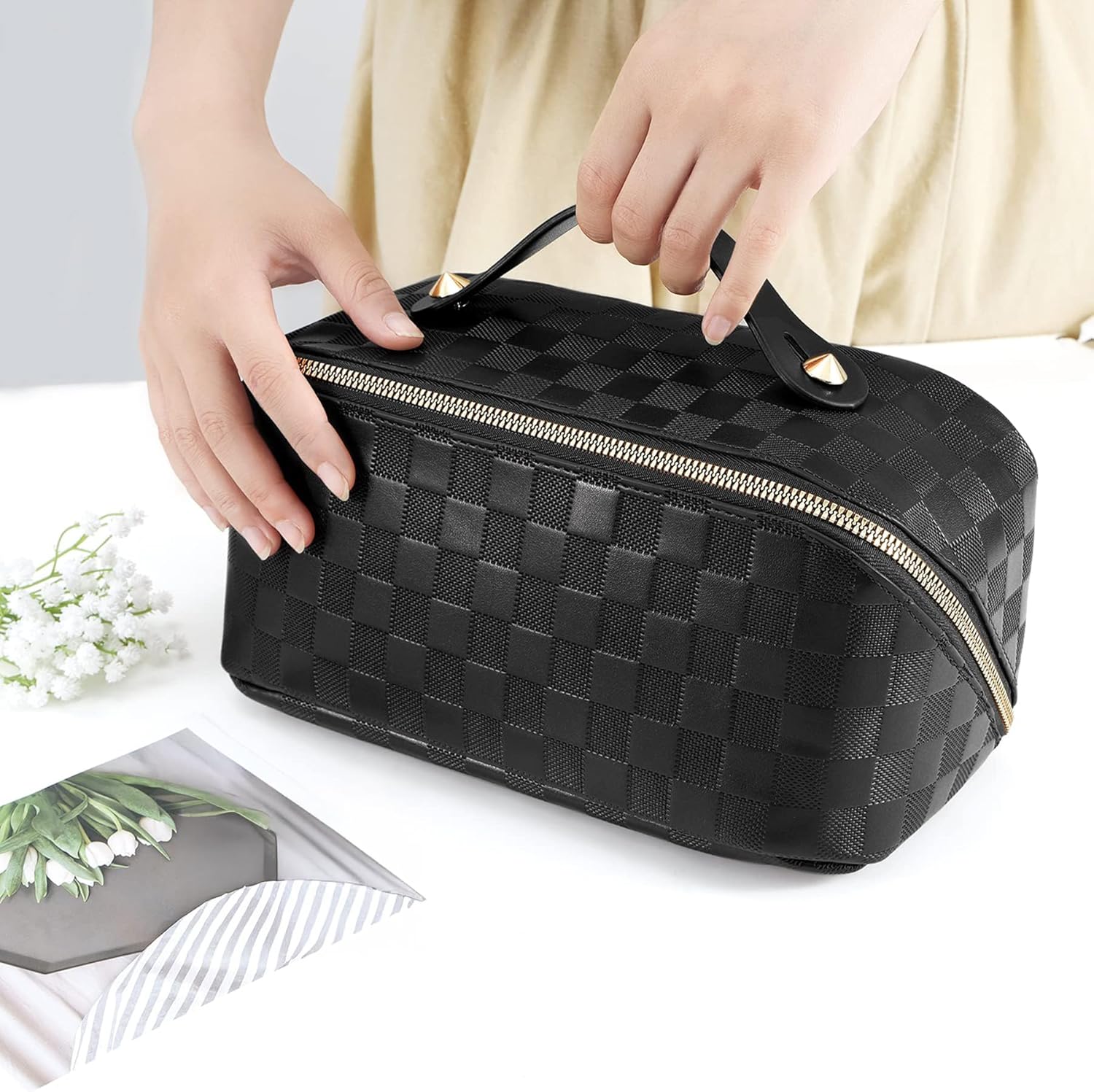 Large Capacity Travel Cosmetic Bag - Portable Makeup Bags for Women Waterproof PU Leather Checkered Makeup Organizer Bag with Dividers and Handle,Toiletry Bag for Cosmetics - Image 8