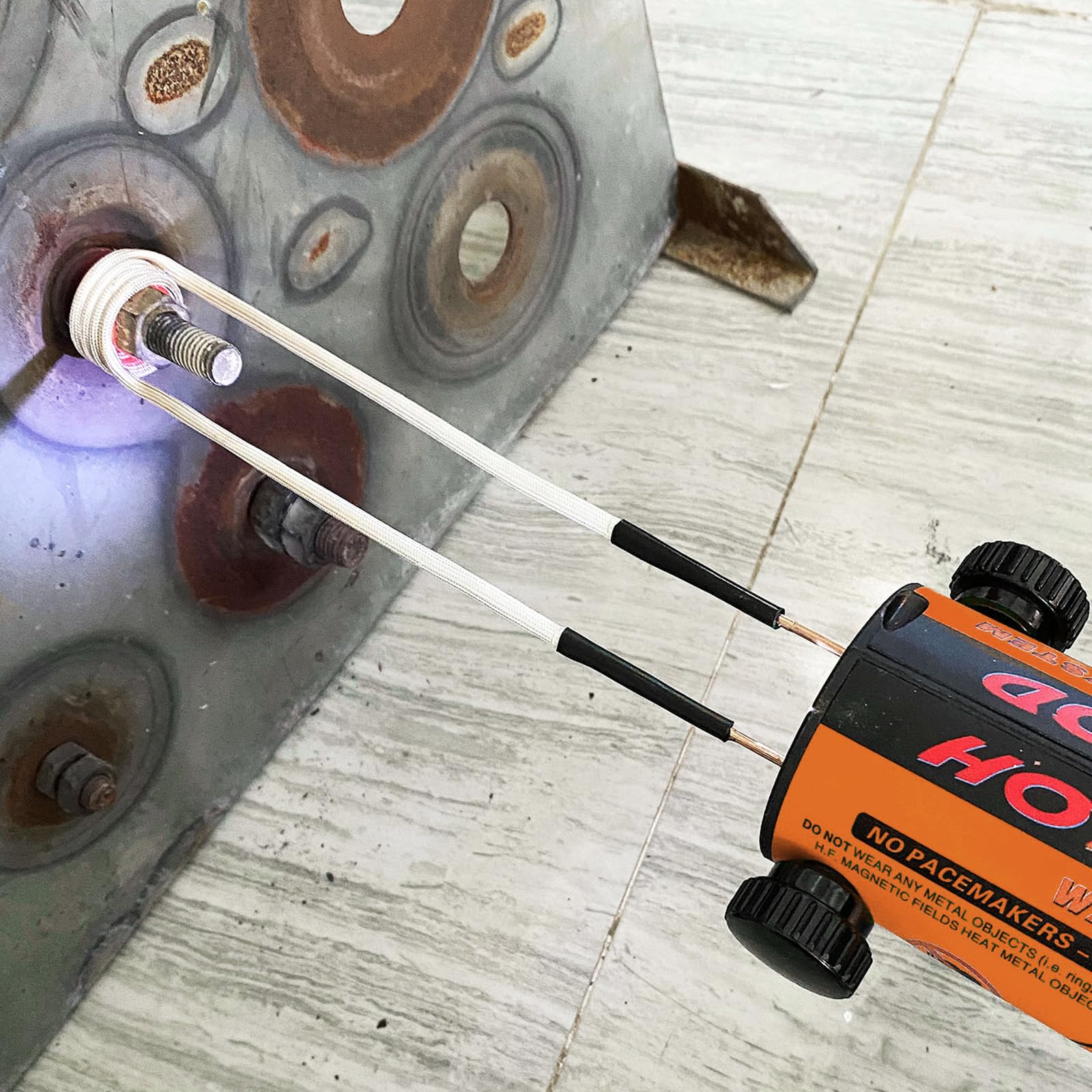 Solary Magnetyczny grzejnik indukcyjny do usuwania śrub – 1100 W, 220 V, narzędzie do ogrzewania indukcyjnego do odkręcania zardzewiałych śrub, wykrętak nakrętek z 12 cewkami indukcyjnymi i pudełkiem
