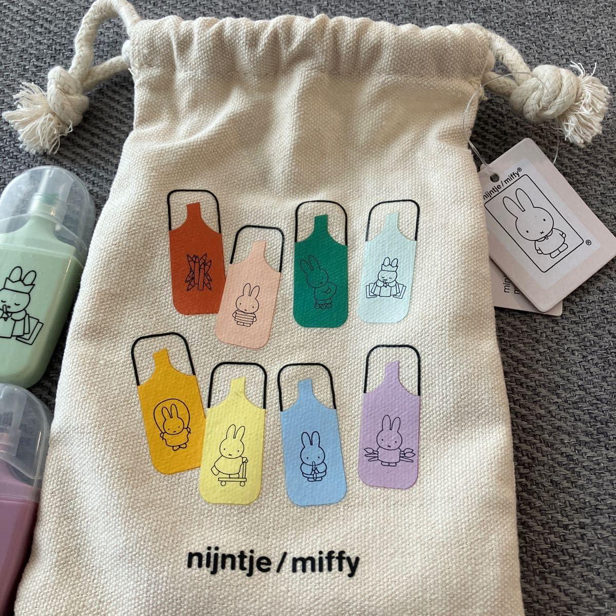 Amazon.co.jp: 日本未発売ミッフィー miffy ナインチェ 巾着付き
