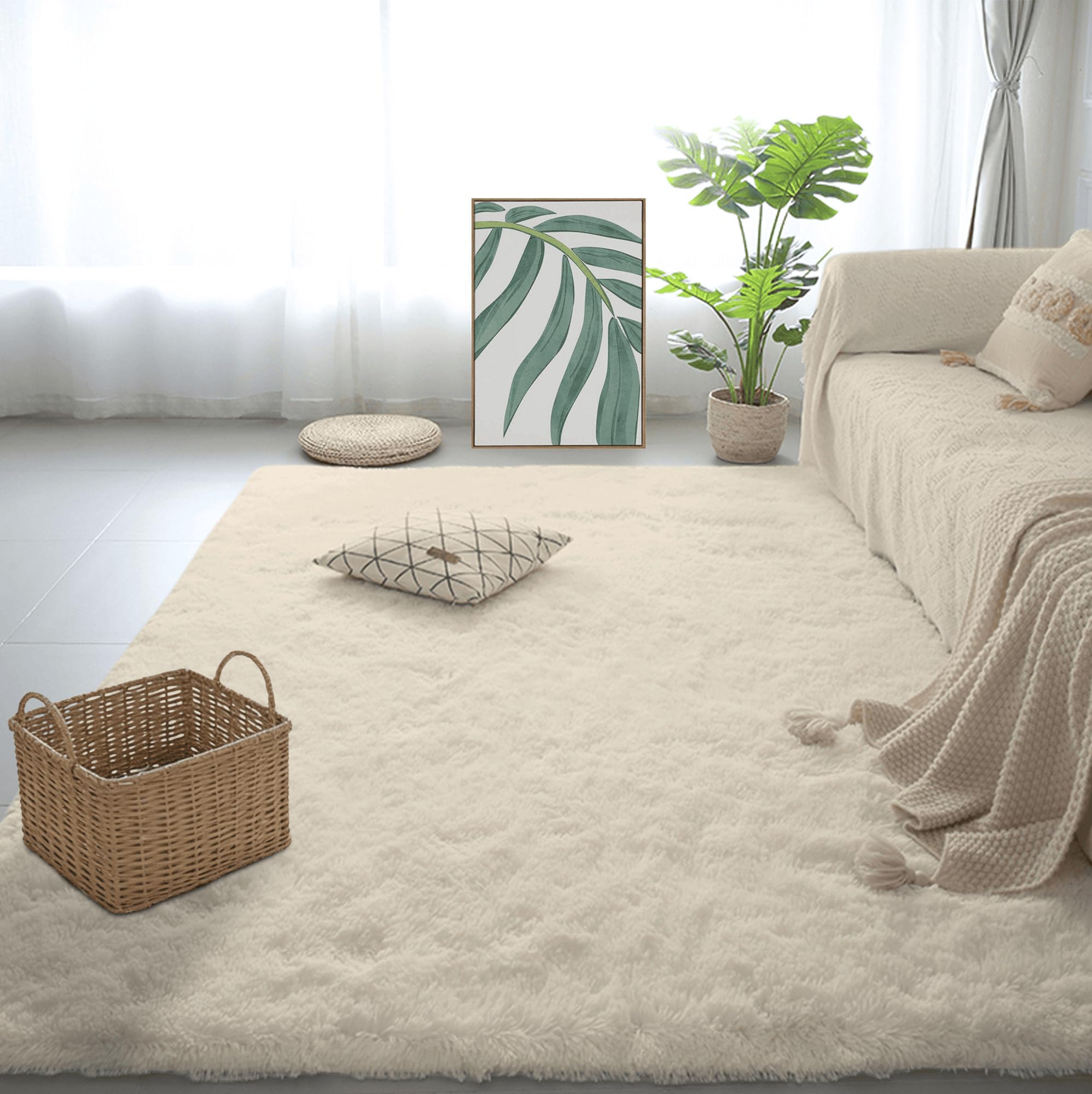 Tapis moelleux crème dans le salon au coin du feu pour des soirées cocooning