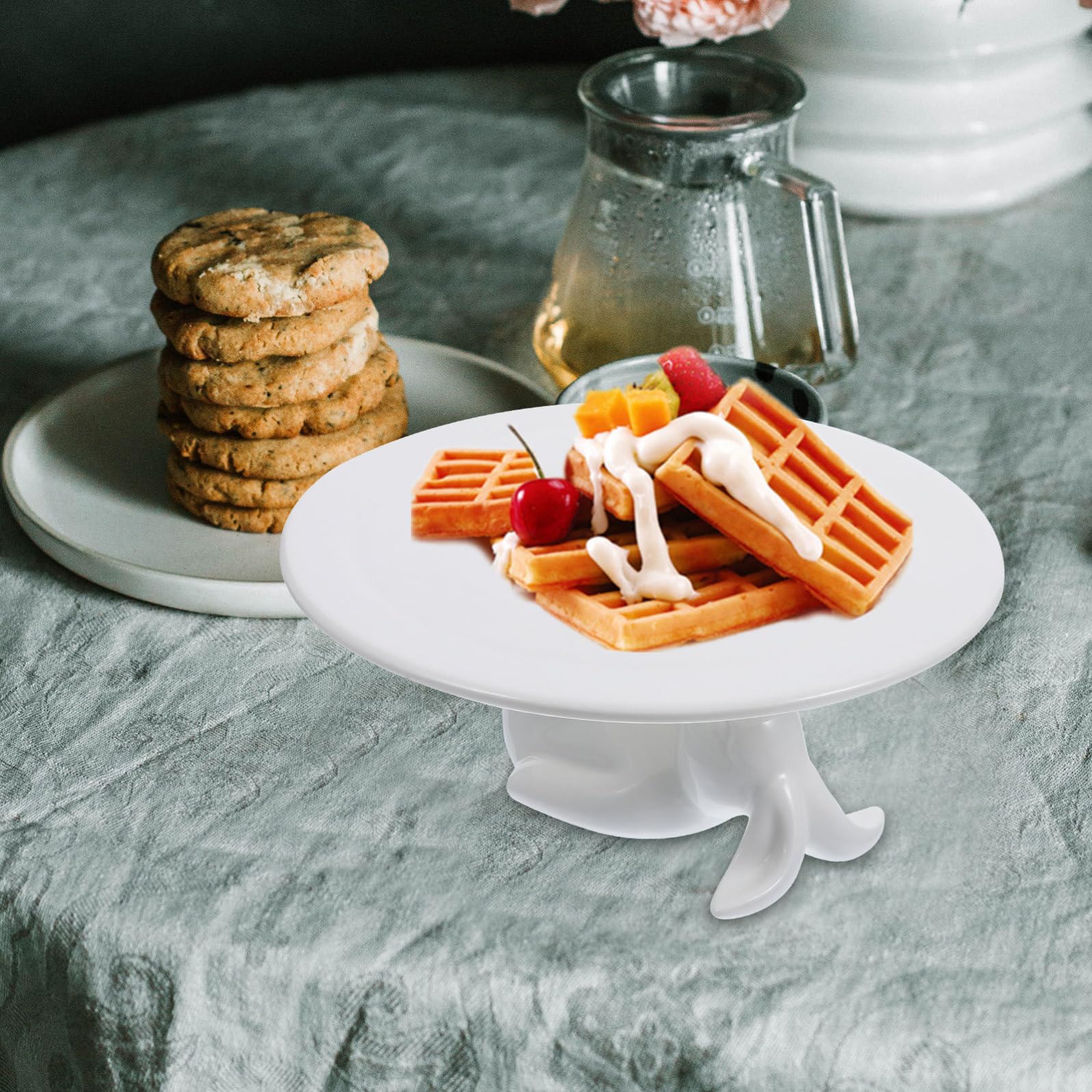 CLISPEED Alzata per Torta in Ceramica Bianca a Forma di Coniglio, Piatto Decorativo Elegante e Creativo per Casa e Cucina, Supporto per Dolci senza Sbavature