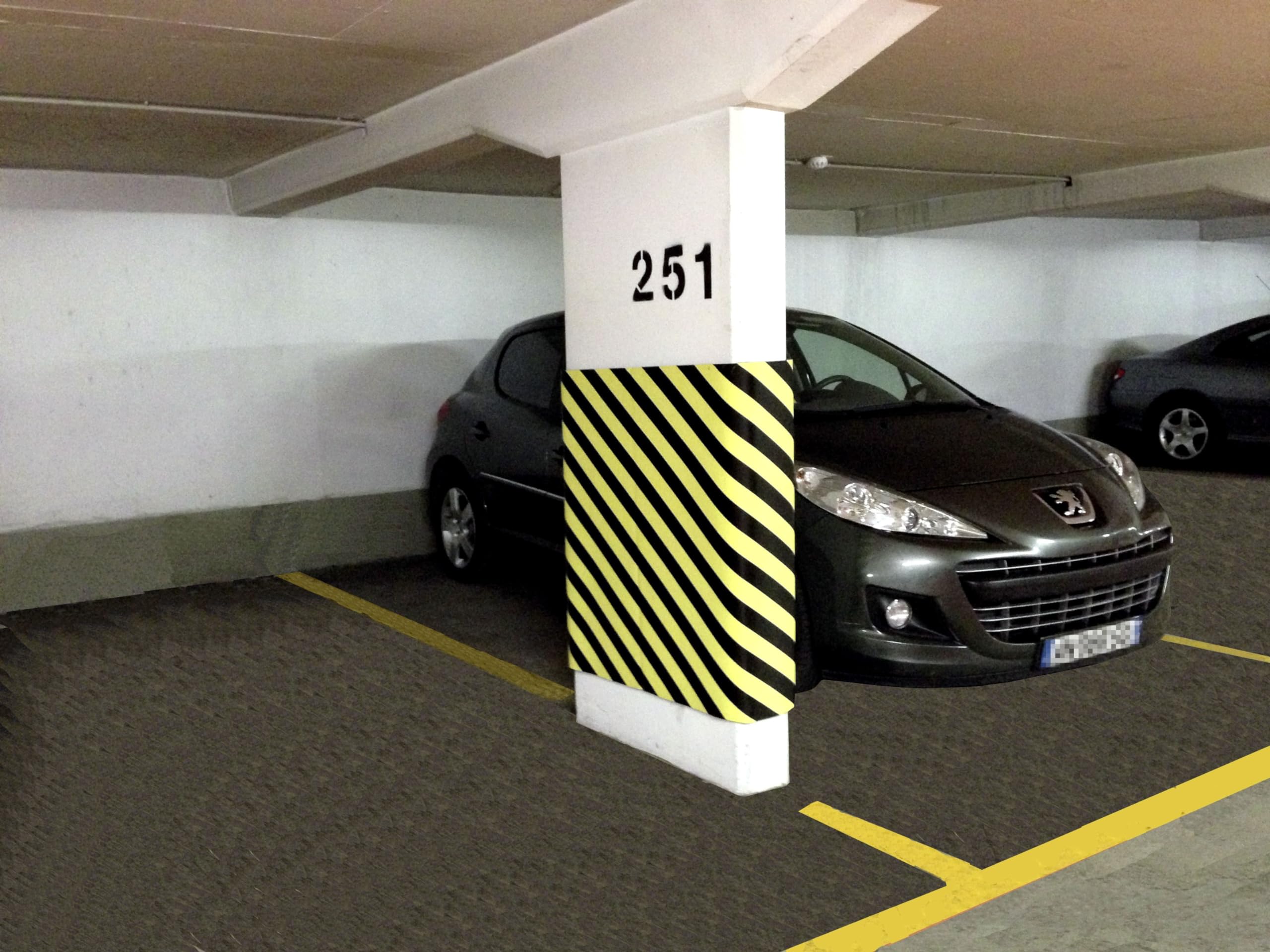 Protection droite en mousse 1500x300mm - noir/jaune