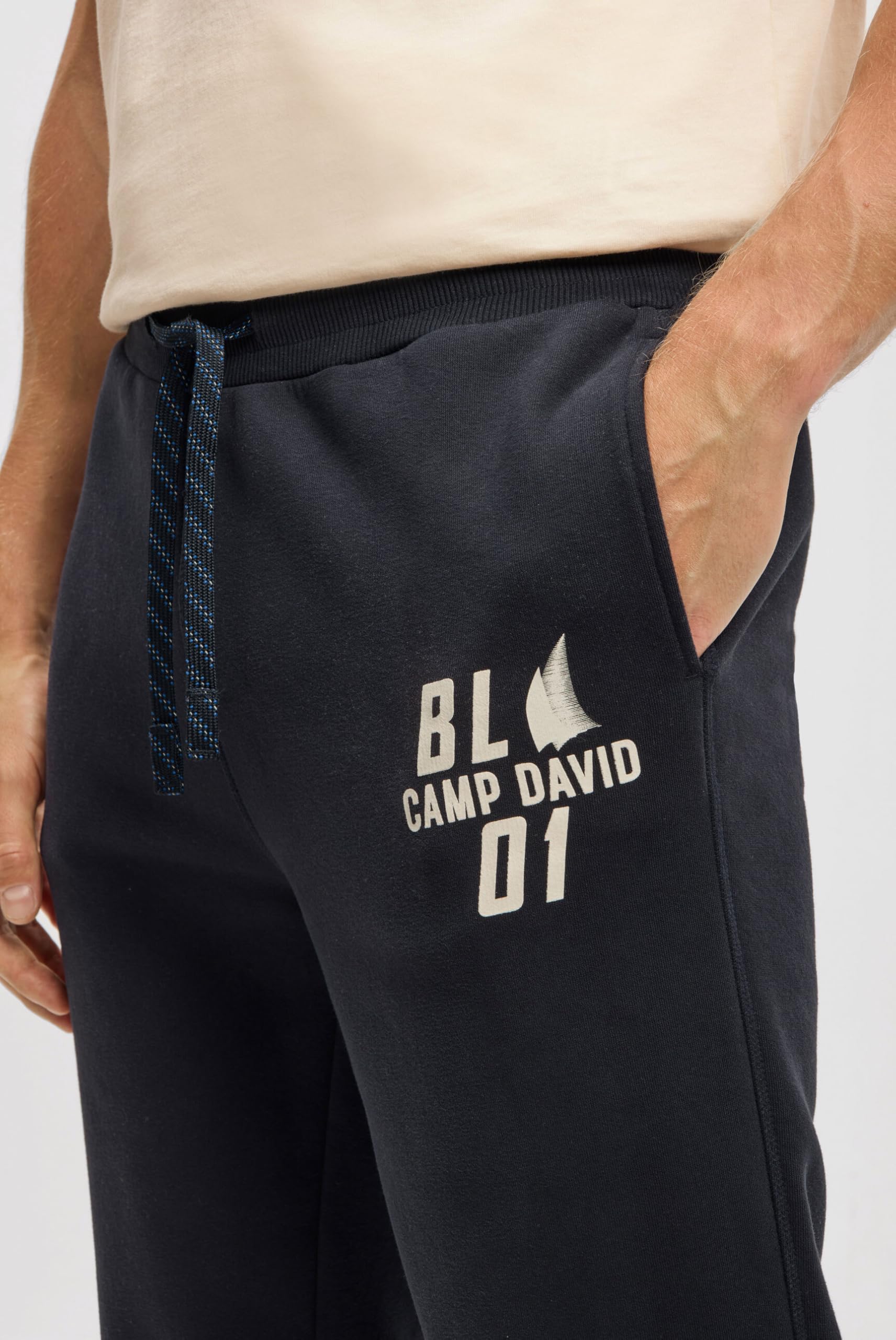 Camp David Herren Jogginghose mit Puffprint