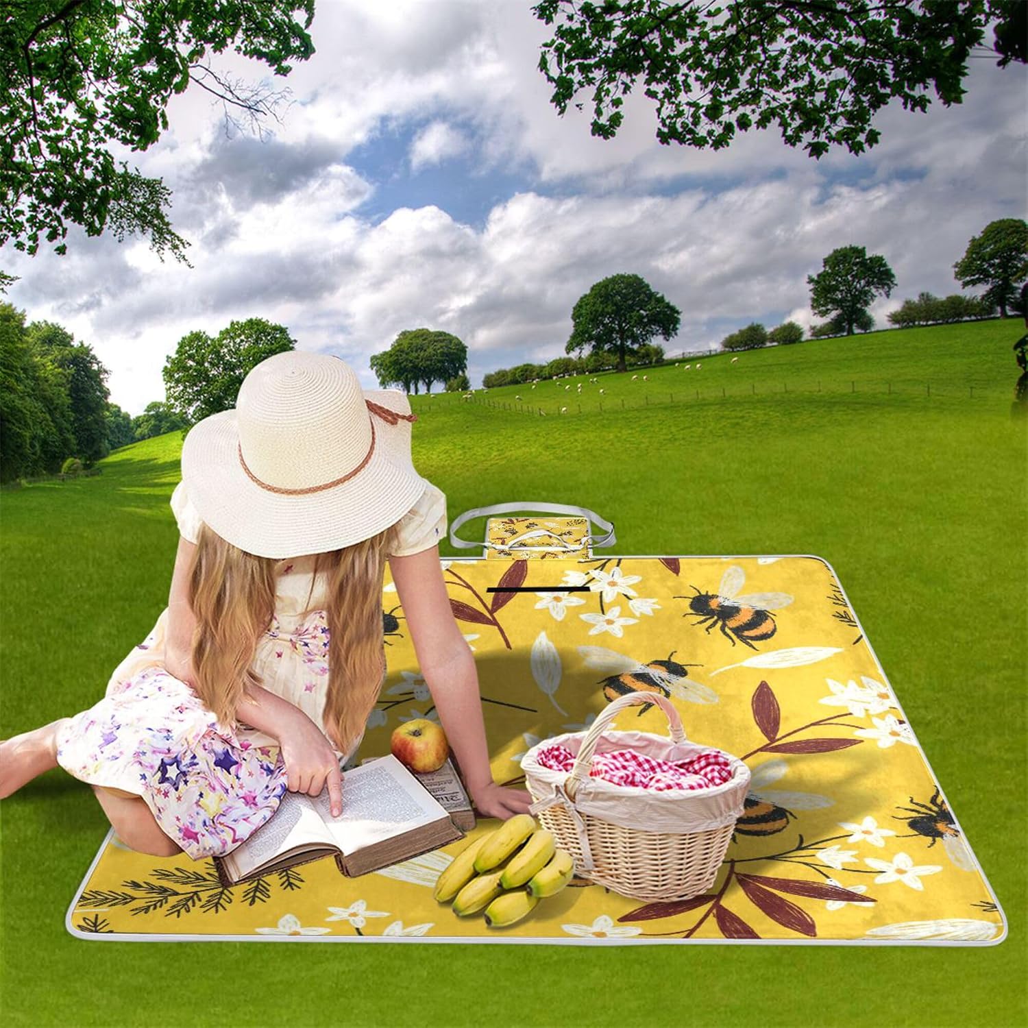 MNSRUU Picnic Blanket Waterproof Foldable, Spring Bee Floral Large Outdoor Picnic Beach Camping Blanket Travel Mat, Shoulder Strap Tote, Rectangle 57x59in