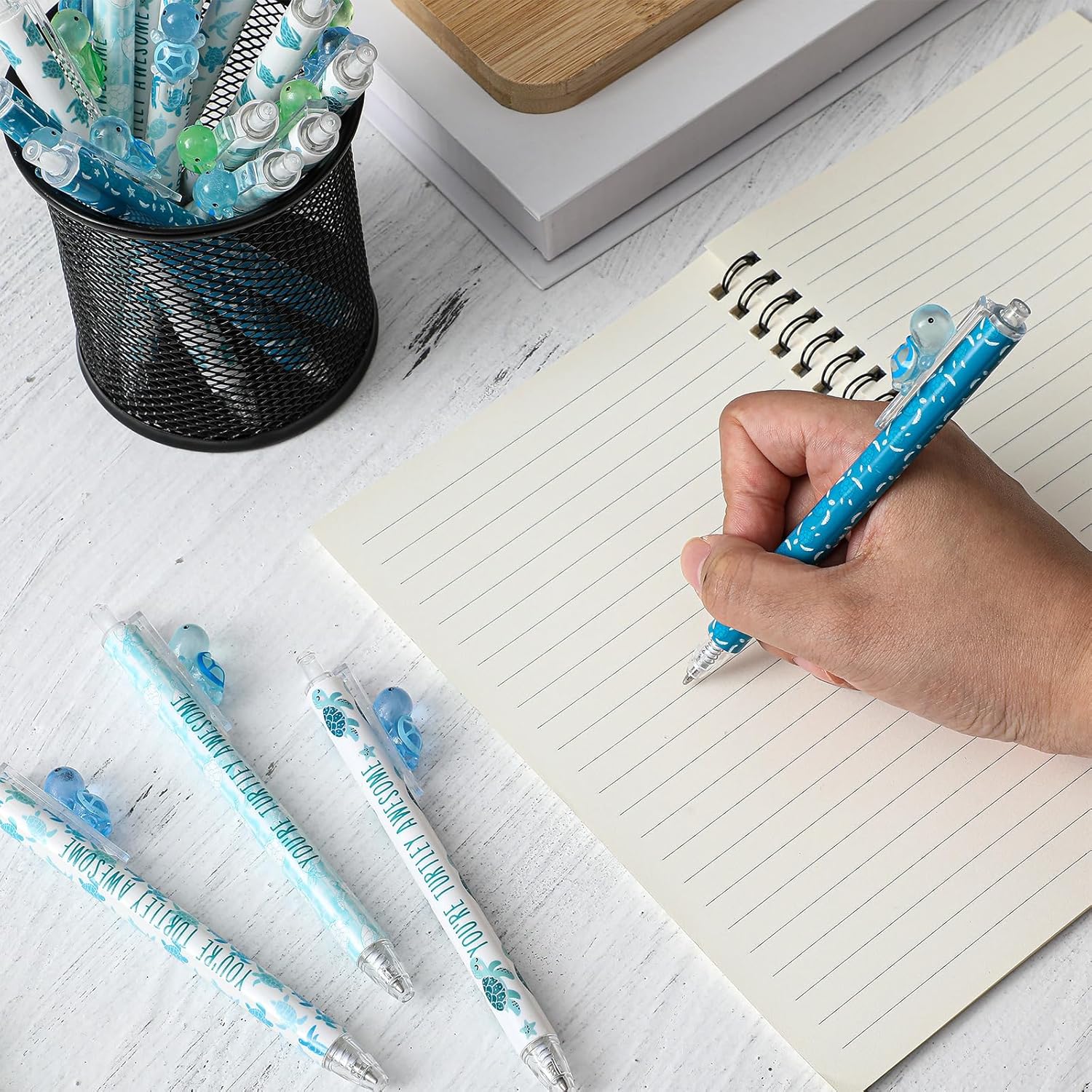 Jetec 60 Pcs Graduation Sea Turtle Pens Gifts Inspirational Cute Ballpoint Pens Bulk Motivational Ink Pen for Employee Coworker Appreciation Office Student Teacher Thank You Gift (Cute Turtle)