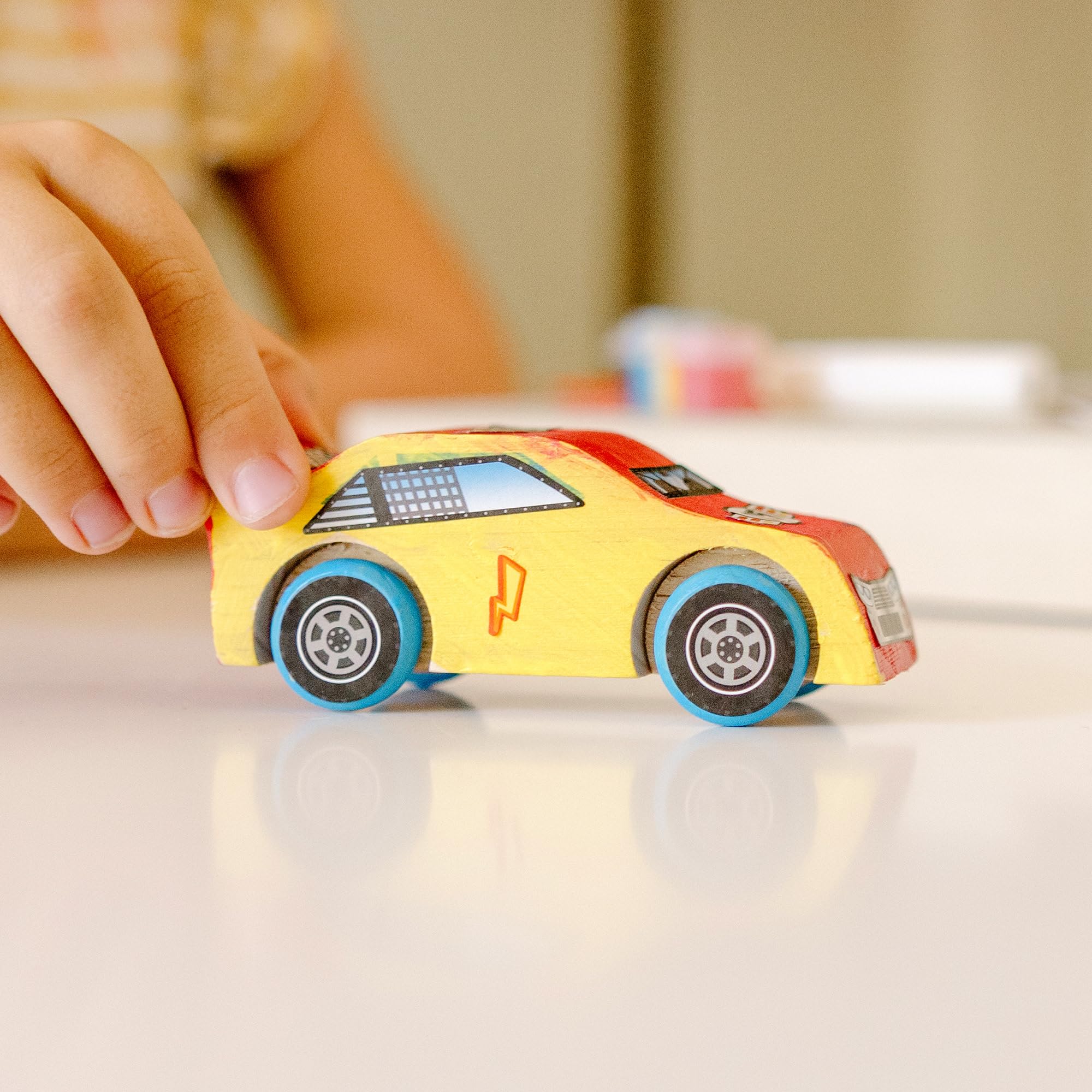 Melissa & Doug Samochód wyścigowy | Sztuka & Rękodzieło | Pretend Play | 3+ | Prezent dla chłopca lub dziewczyny