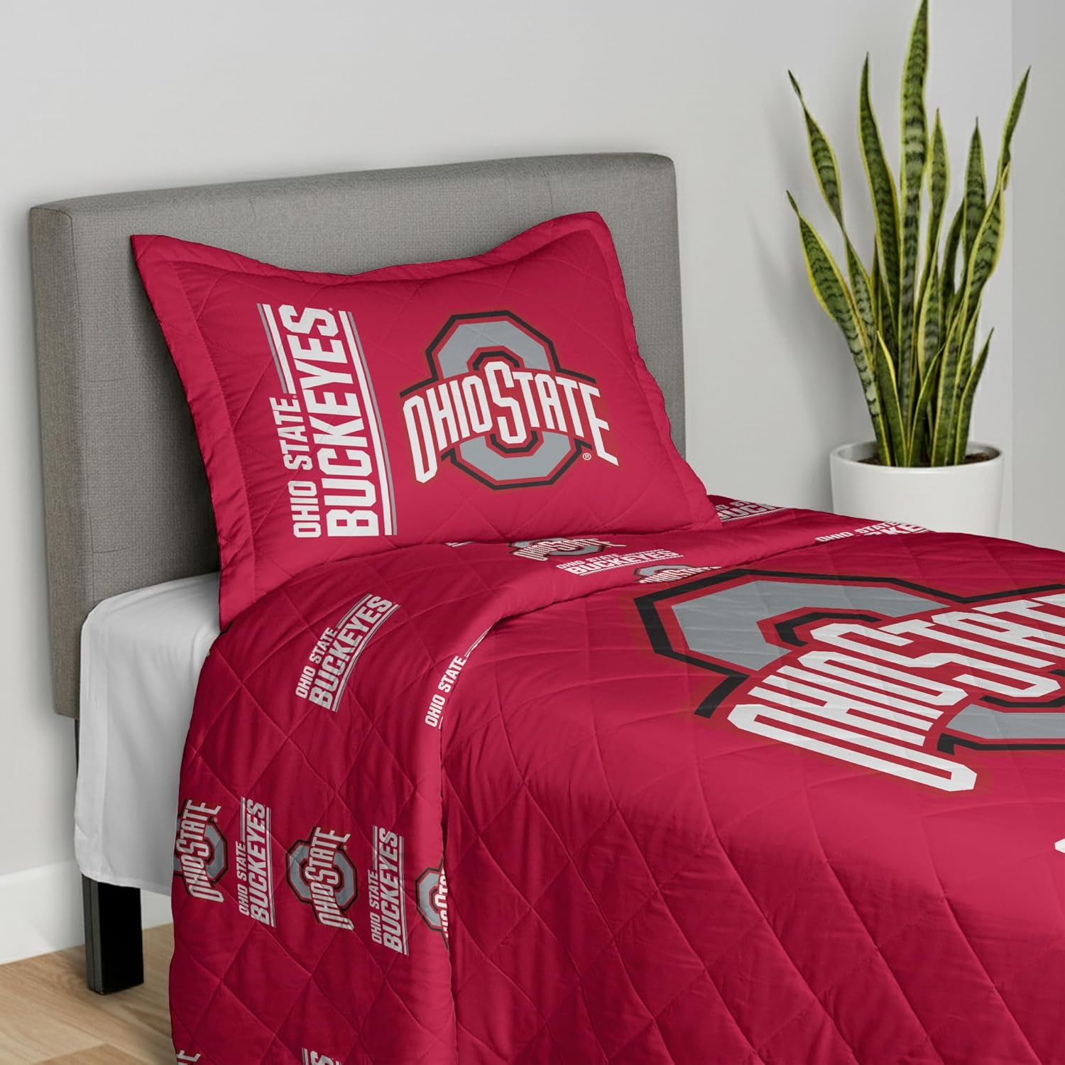 Northwest NCAA Quilted Throw Blanket with Sham, Soft Cozy Bedding, All Seasons, 60 x 80 inches