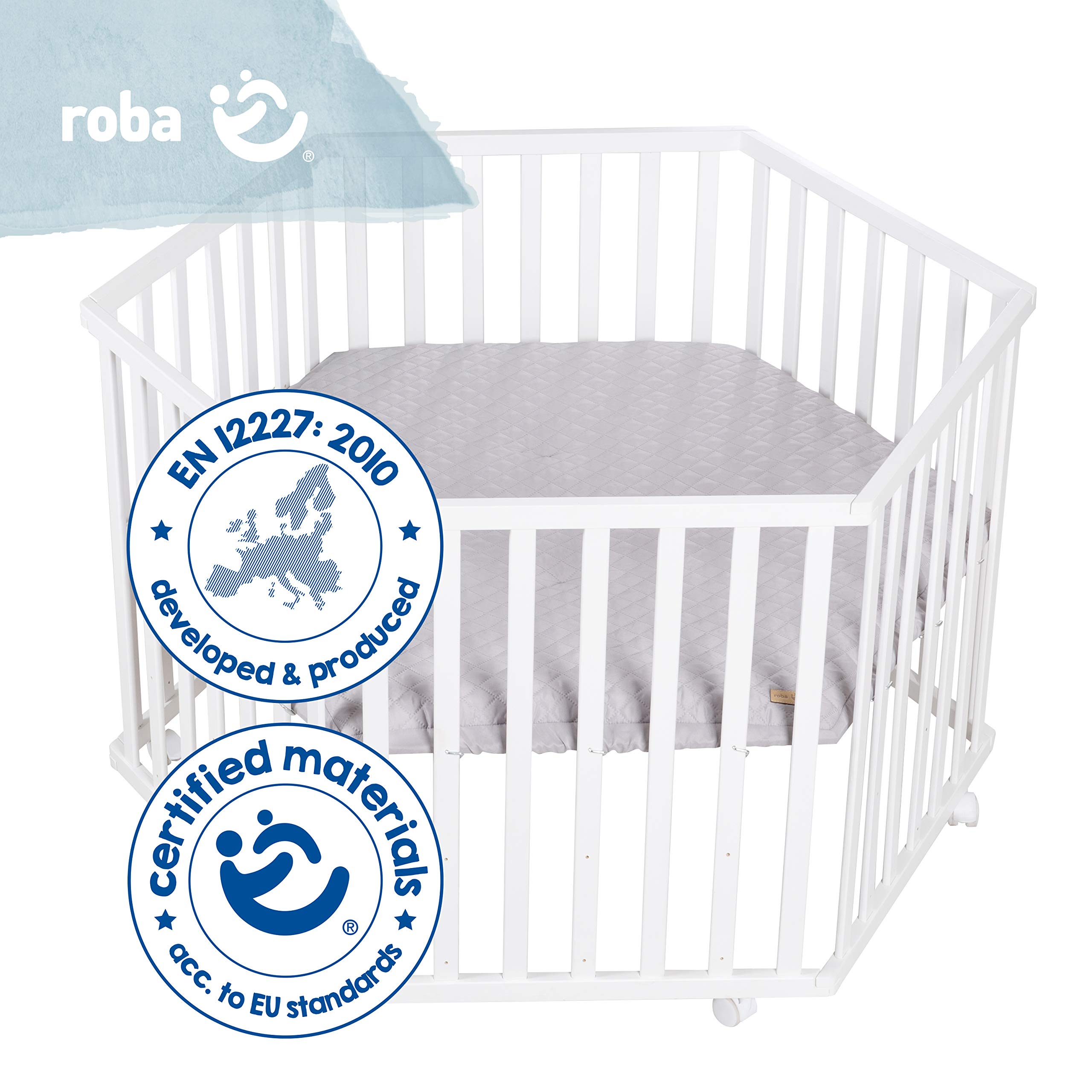 roba Parc Bébé Hexagonal en Bois + Tapis de Parc roba Style Gris - Base Ajustable en Hauteur sur 3 Niveaux - 6 Roulettes avec Freins - Laqué Blanc