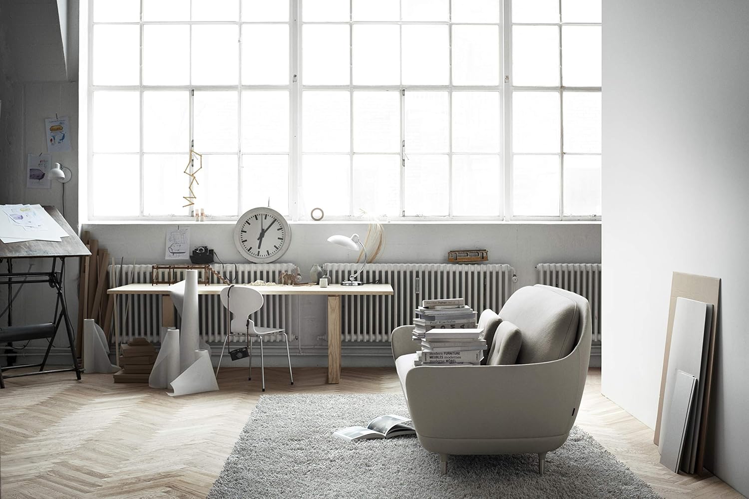 Fritz Hansen ANT-3101 Alinko Chair, Chrome Legs, 17.3 inches (44 cm), Color Ash: Black (195)