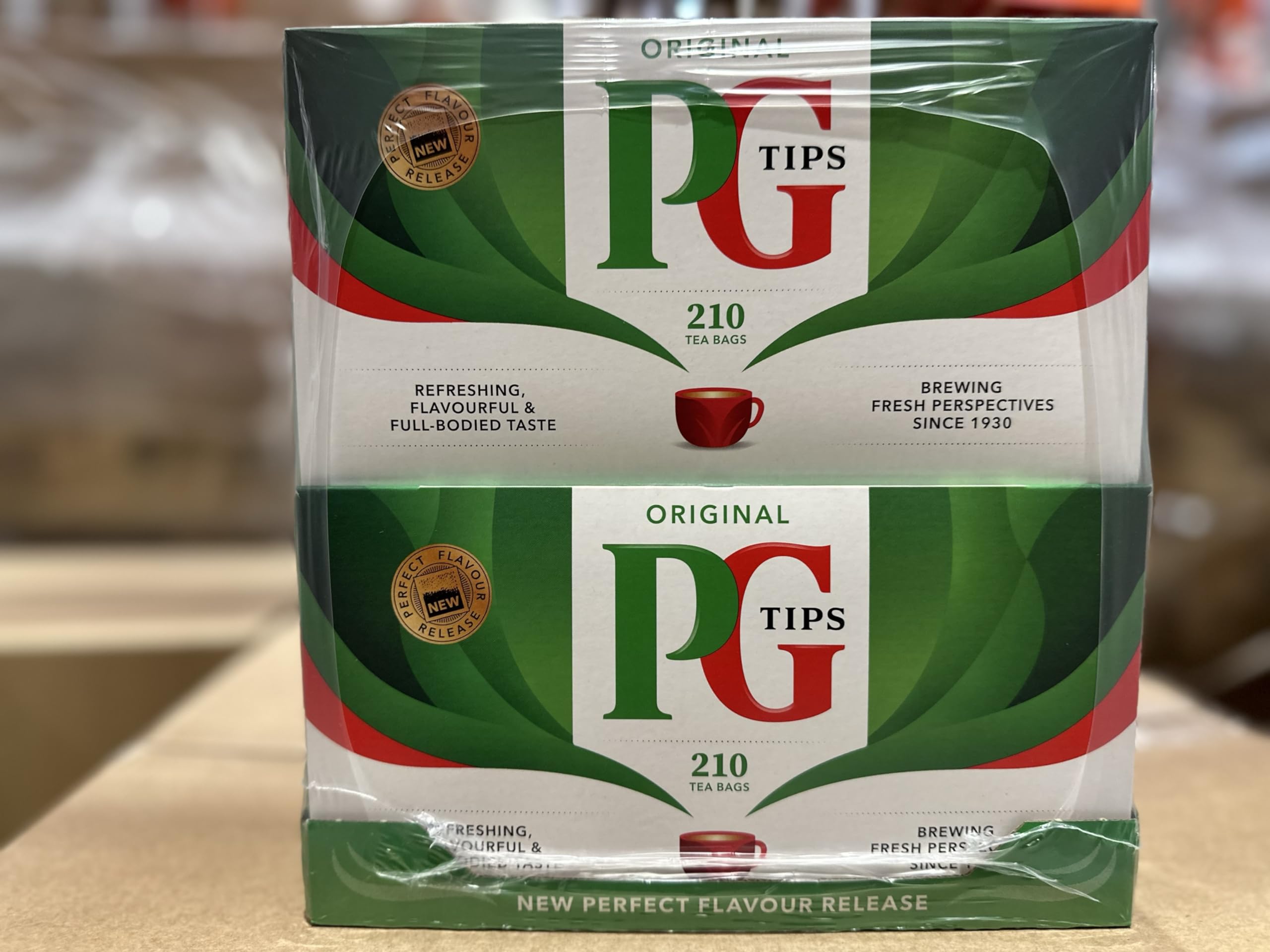 PG Tips Original | Bolsas de té negro a granel | Refrescantes, sabrosas y con cuerpo | Ideal para descansos de oficina y catering, celebraciones, té de la tarde | 4 x 210 | 840 bolsitas de té