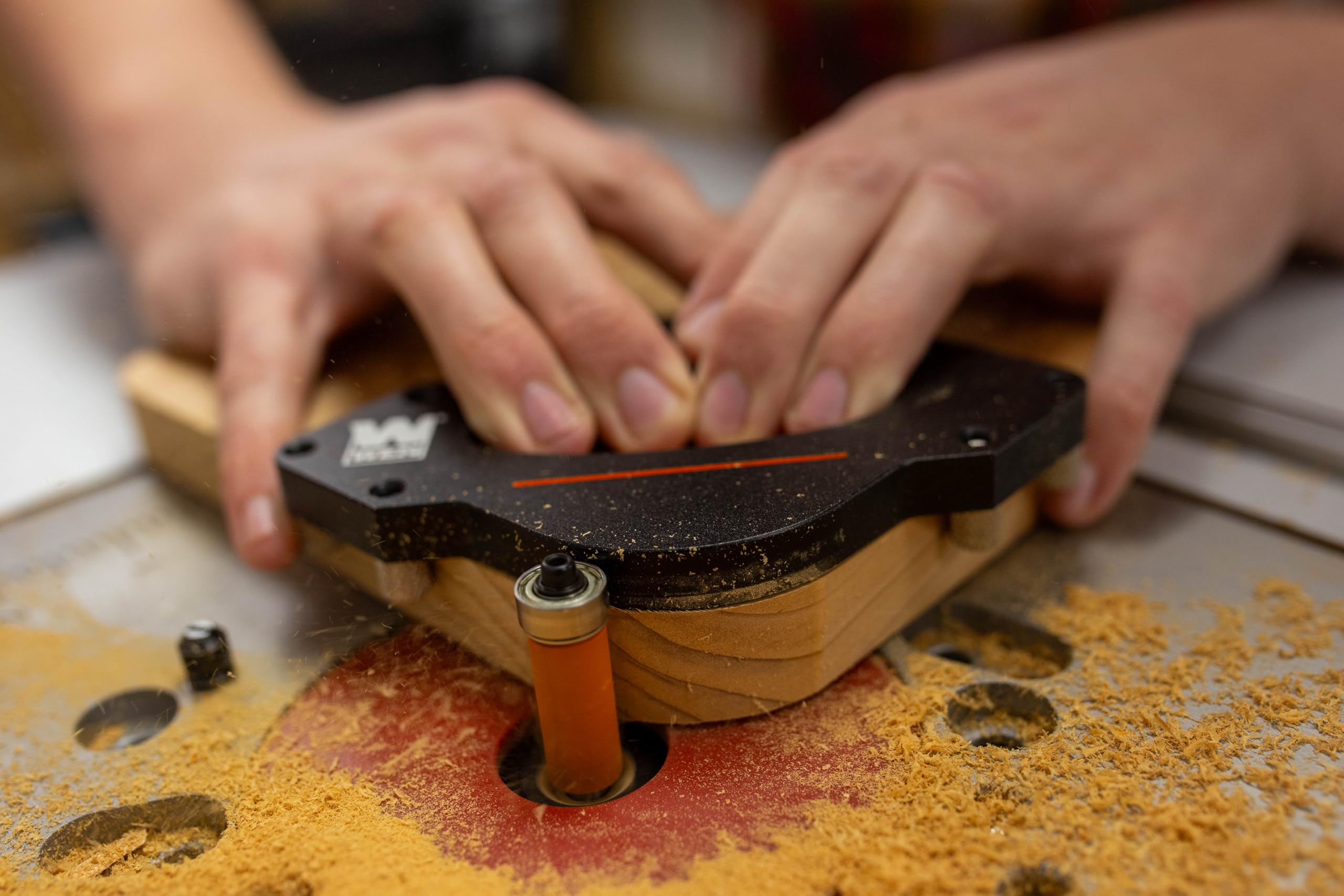 WEN Router Radius Jig - Perfect Corners! -2