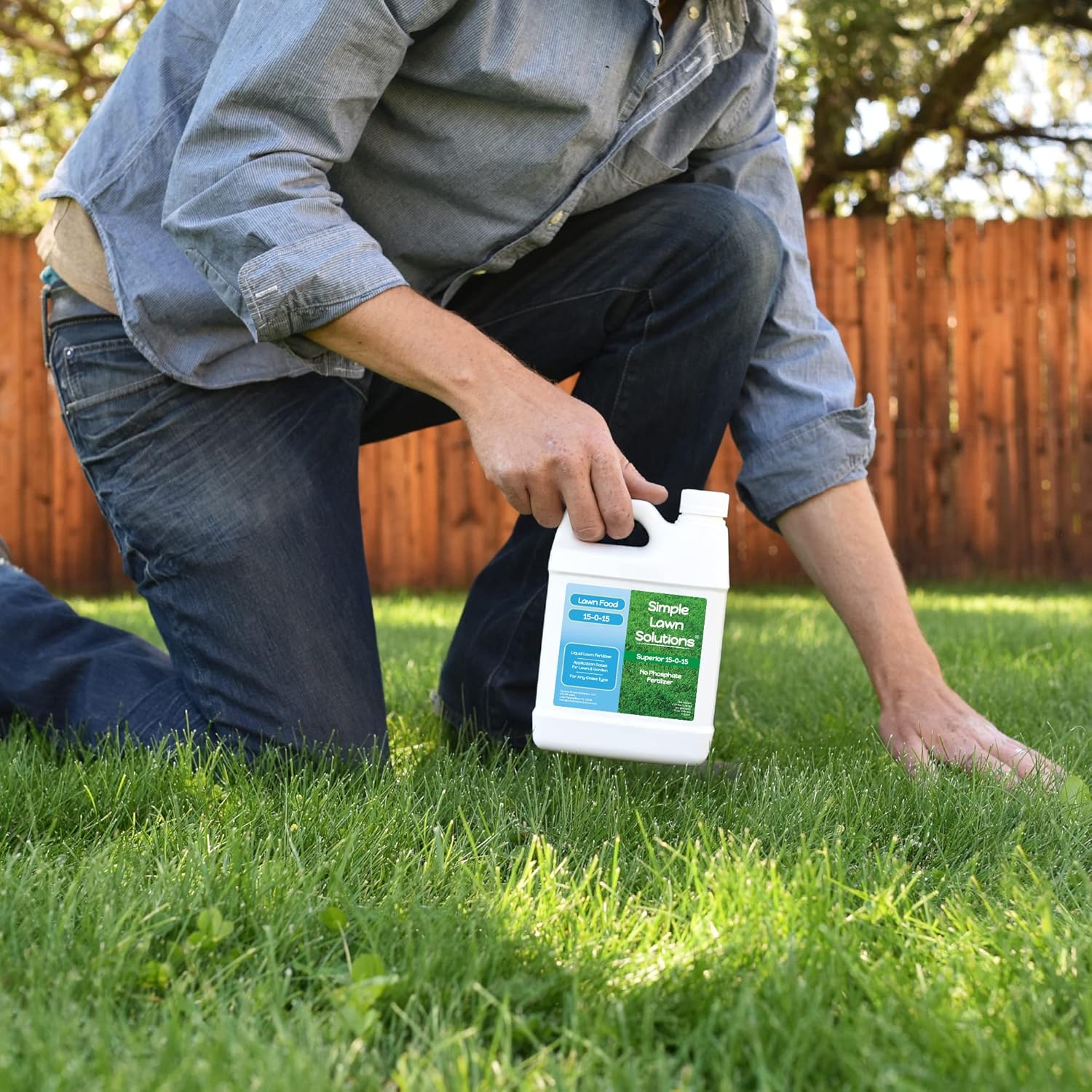 Superior 15-0-15 Liquid Fertilizer Nitrogen & Potash Lawn Food - Concentrated Spray- Any Grass Type- Simple Lawn Solutions Green, Growth - Humic Acid - Kelp Seaweed - Phosphorus-Free (1 Quart)