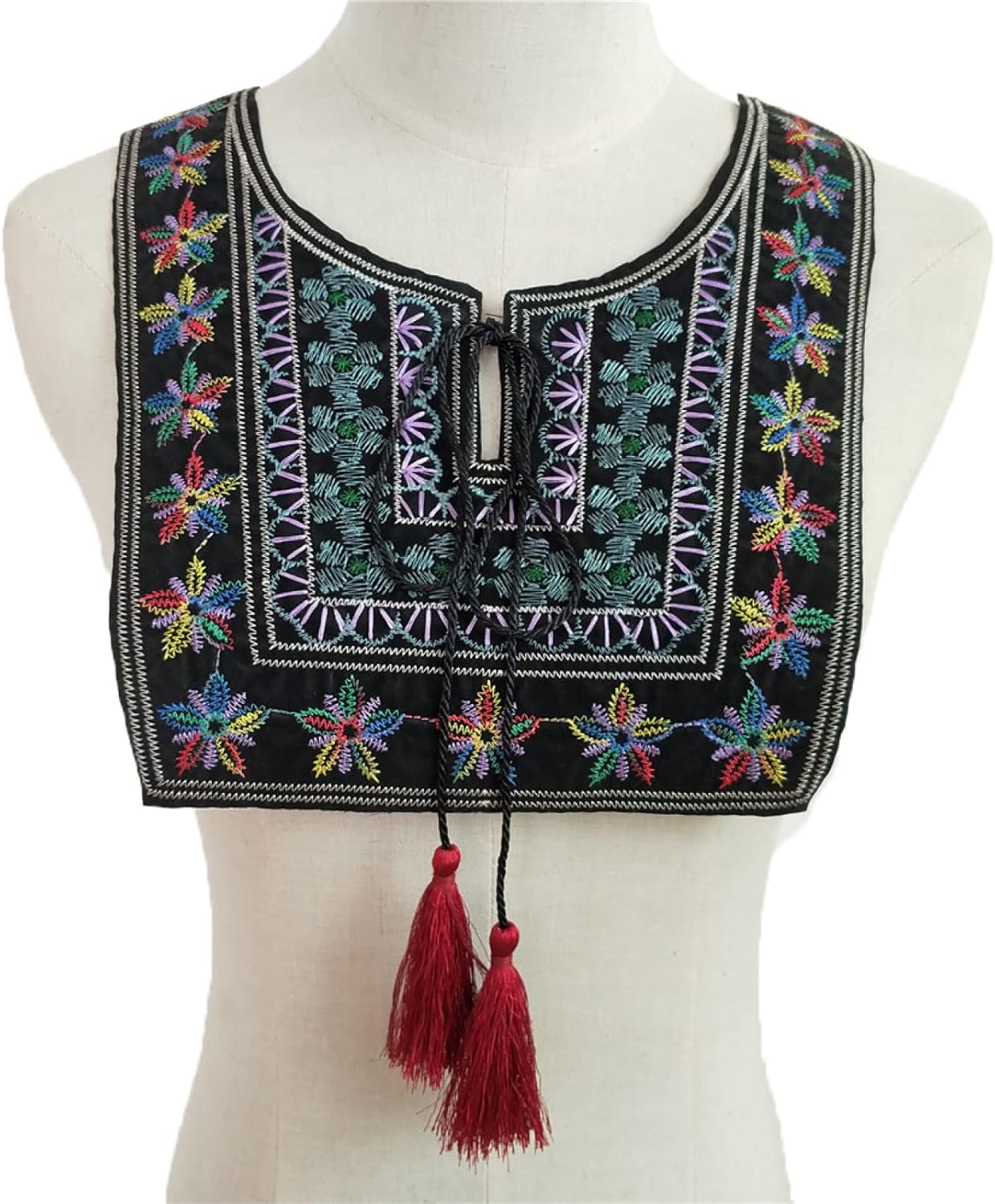 2pcs Ethnic Style Embroidery Lace Neckline Neck Collar