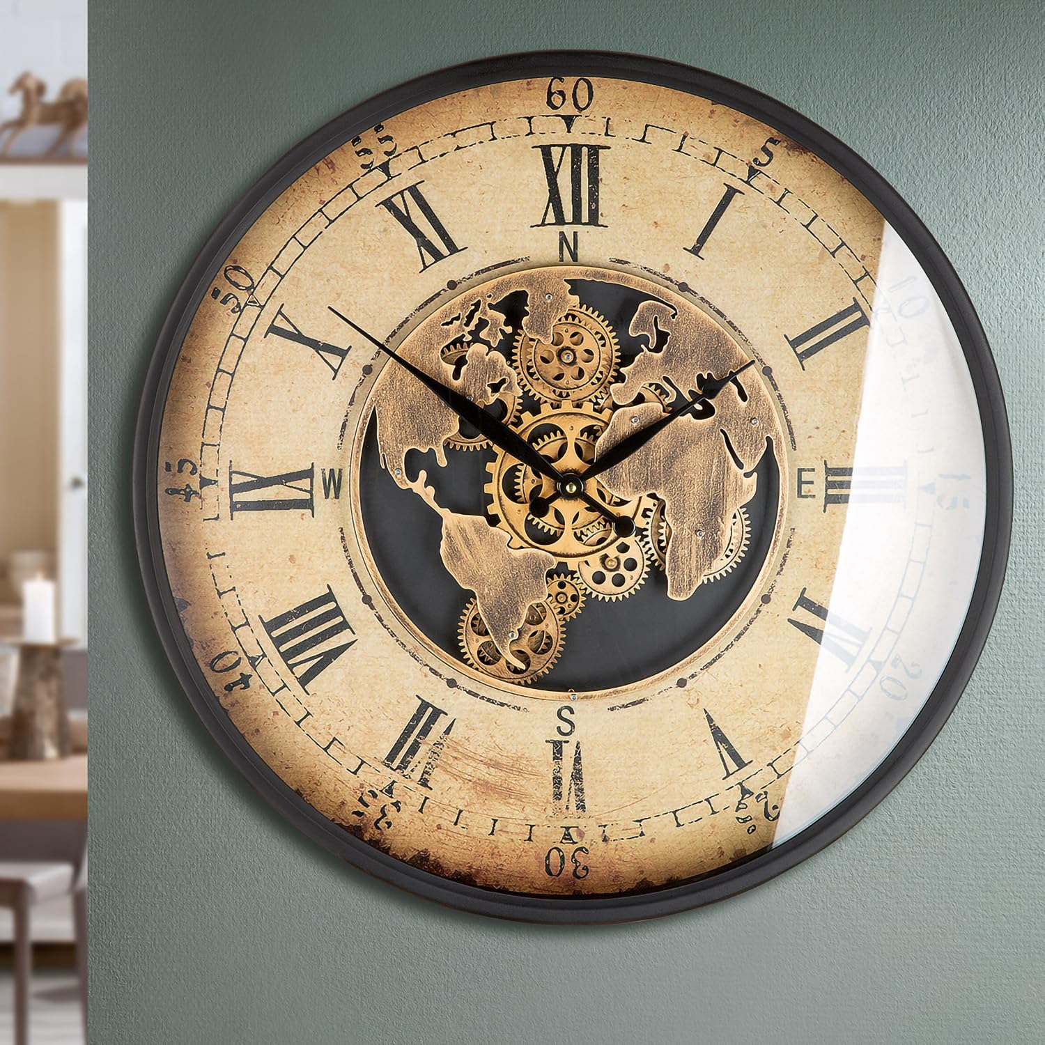 GILDE Wanduhr - Metall - Rund - Ø 60cm - Weltkarten- und Zahnrädermotiv - Creme Kupferfarben - Batterien in der Lieferung Nicht enthalten