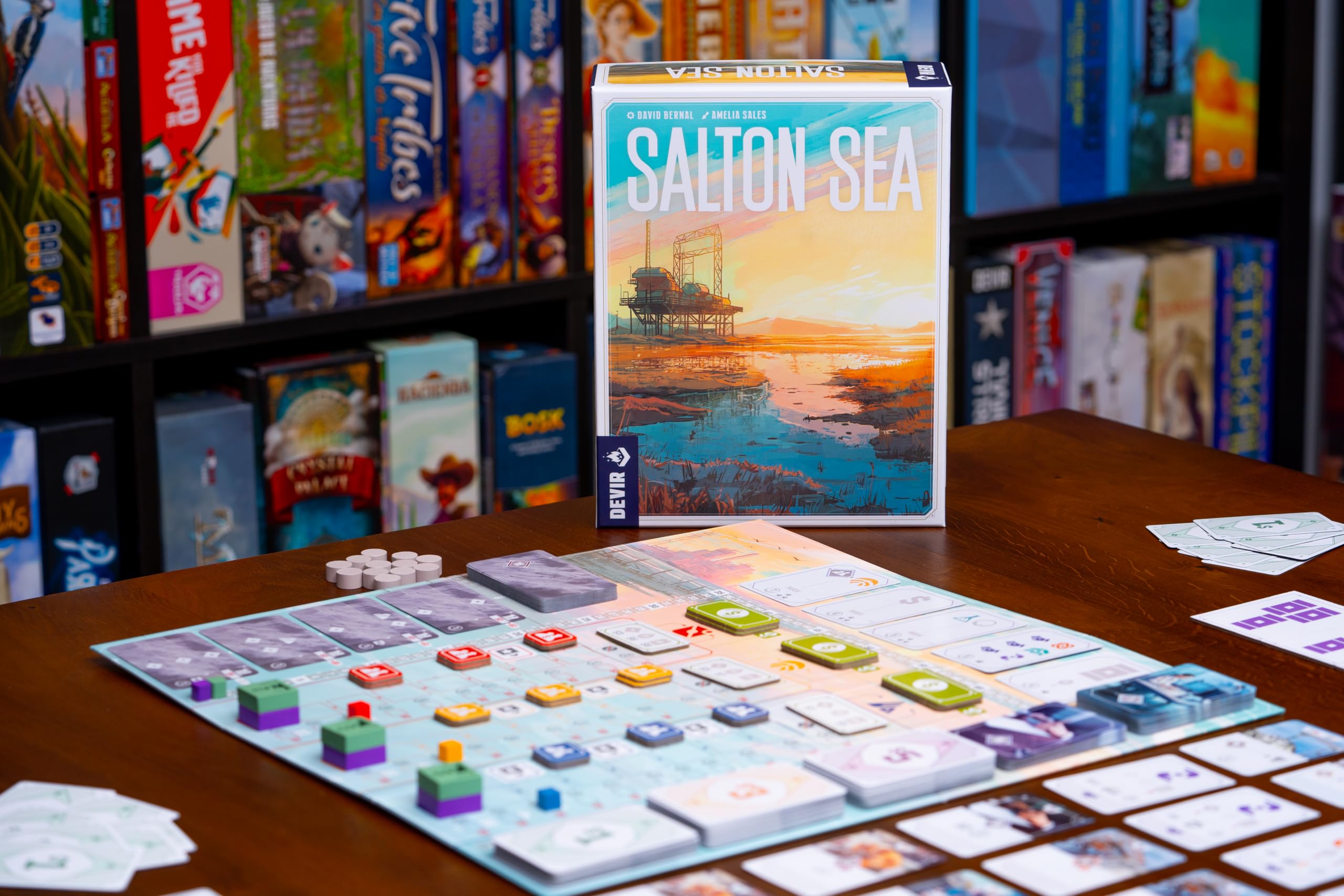 IELLO Expert - Salton Sea – Jeu de Société de Gestion & Placement d'Ouvriers – Industrie du Lithium – Dès 14 Ans – 1 à 4 Joueurs