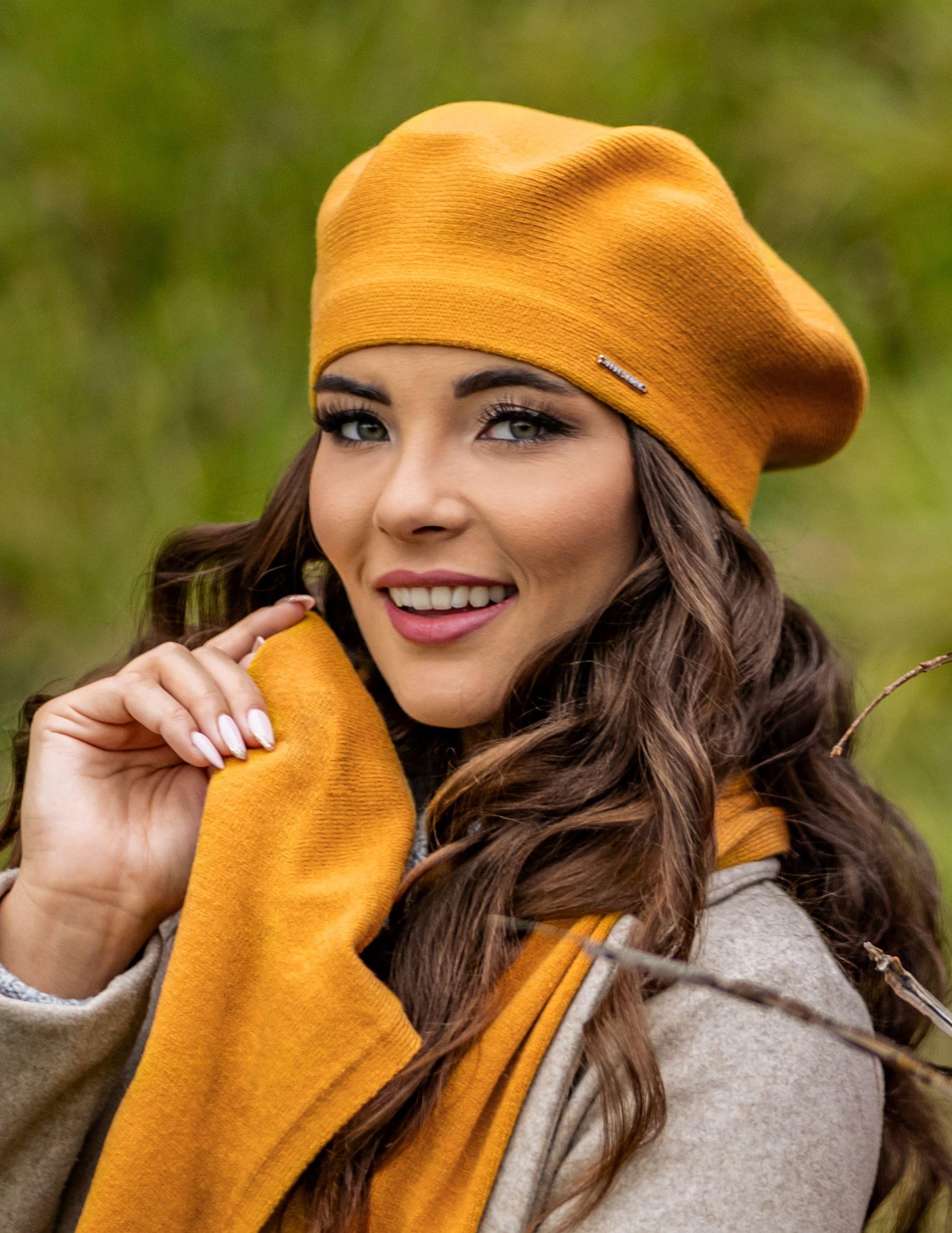 VIVISENCE Damen Baskenmütze Eleganter Wintermütze Warm Und Gemütlich Kopfbedeckung An Winter Und Herbst Warm Dick Strickmütze, Klassisch Mütze Für Frauen Modell 7005