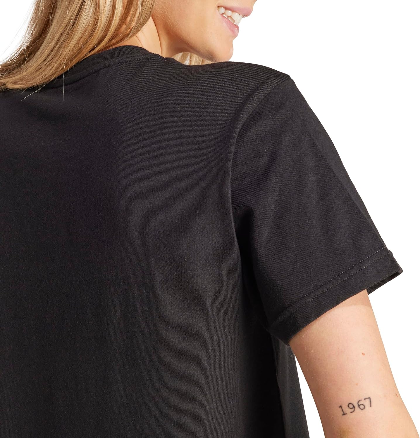 adidas Camo Graphic Tee Women's Short-Sleeved Graphic T-Shirt