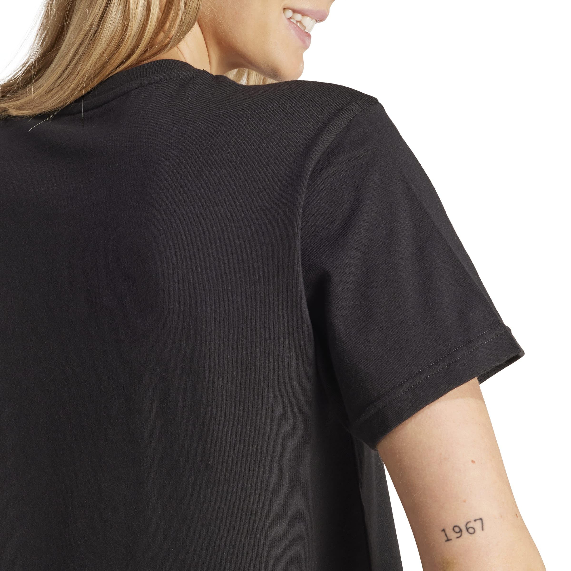 Adidas Camo Graphic Tee T-Shirt Grafica a Maniche Corte Donna