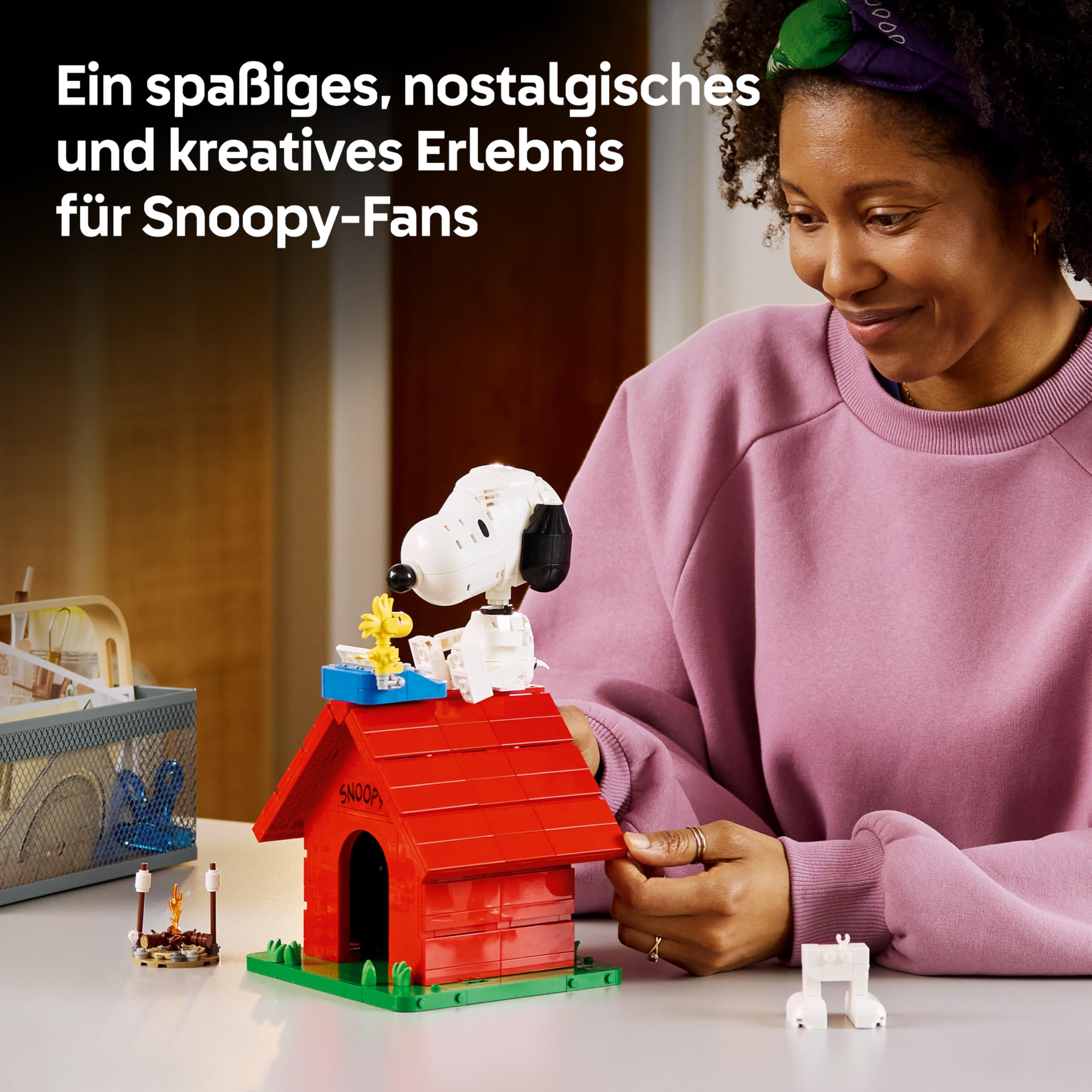 LEGO Ideas Peanuts: Snoopys Hundehütte - Modellbau für Erwachsene Snoopy und Woodstock Figuren - DIY Deko für Schreibtisch oder Regal - Geschenkidee für Fans - 21368