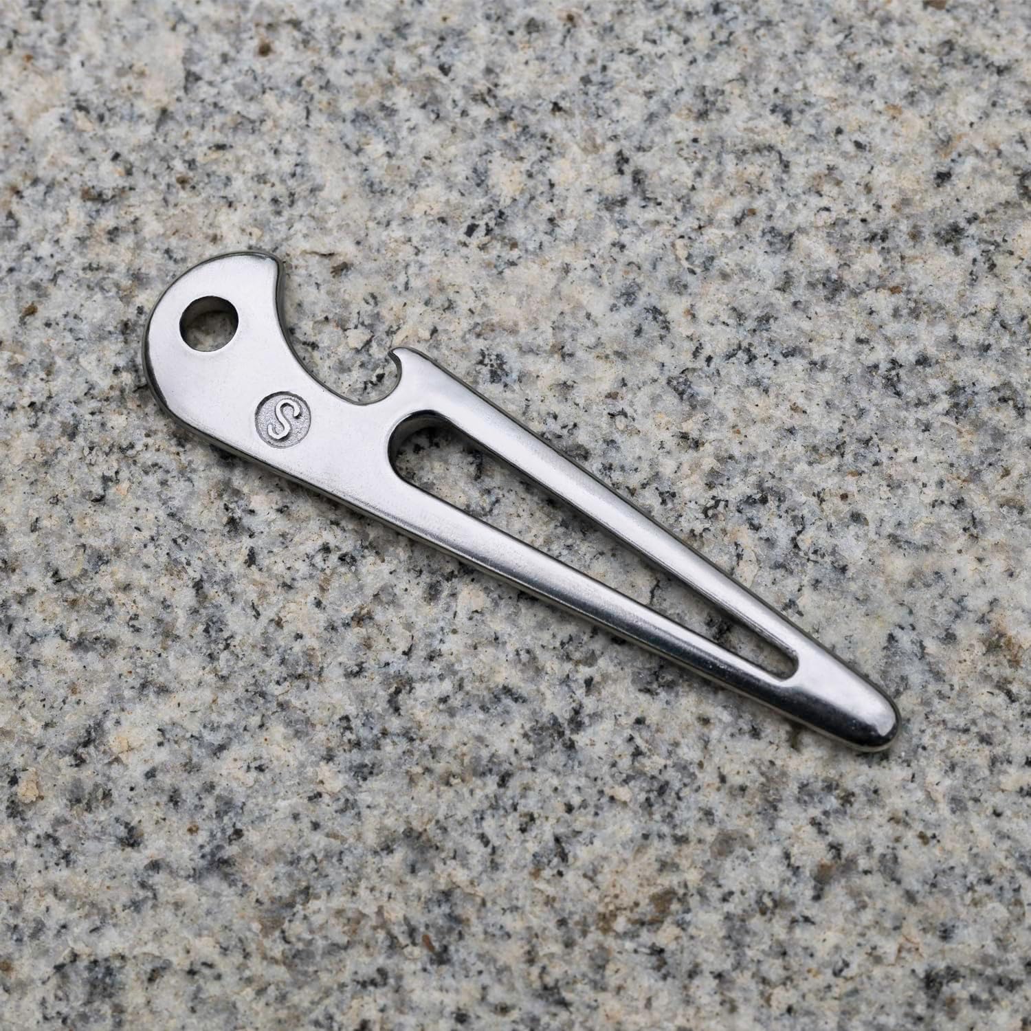 SHONAN 316 Stainless Steel Shackle Key & Bottle Cap Opener – Compact Multi-Functional Tool - Image 5