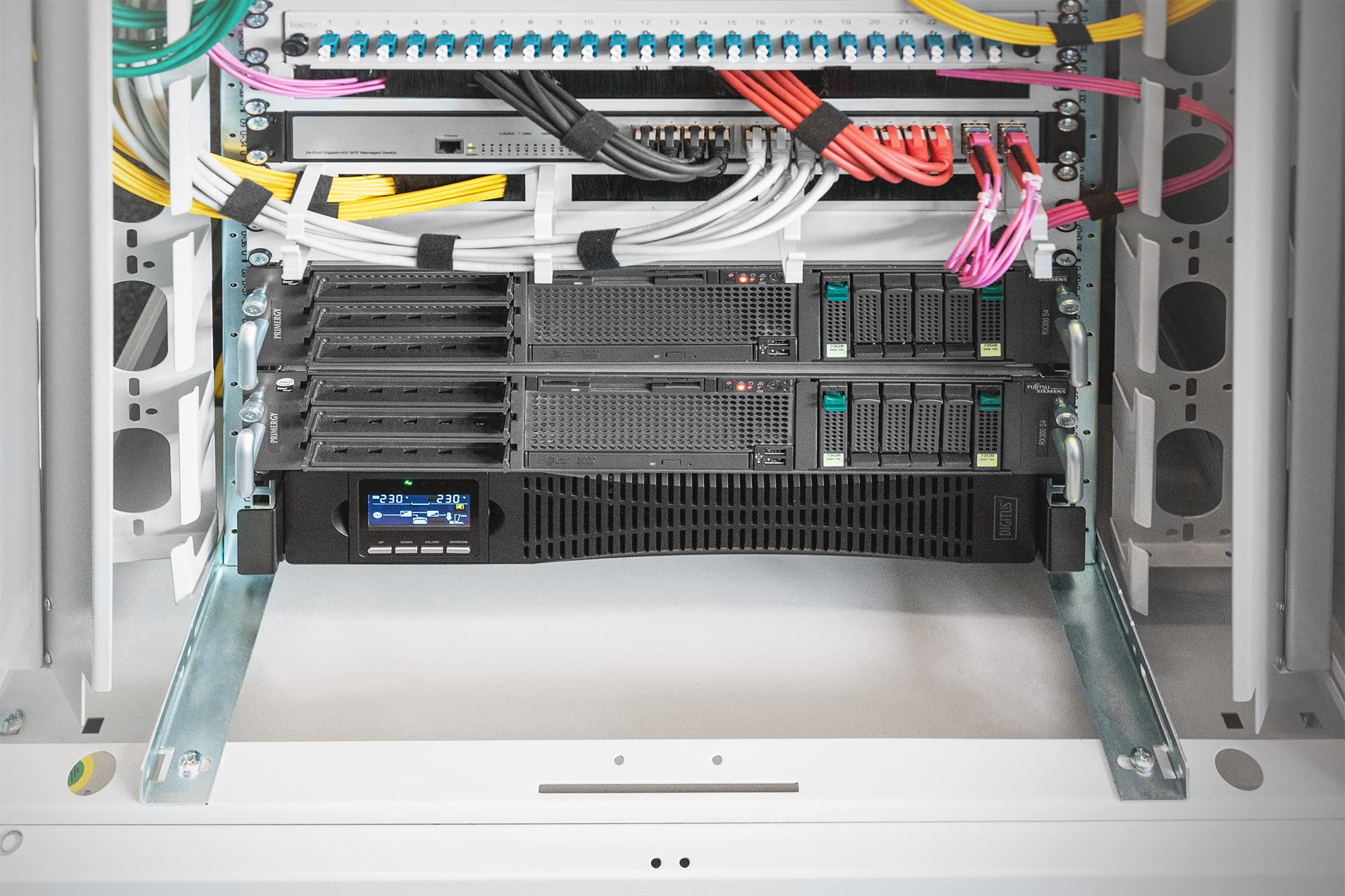 DIGITUS Sistema SAI Online – 1 kVA 1 kW – 8X C13 – 19 Pulgadas 2 U | Sistema de alimentación ininterrumpida – Software para SAI – Conexiones RS232, RJ45 y USB – SAI de doble conversión