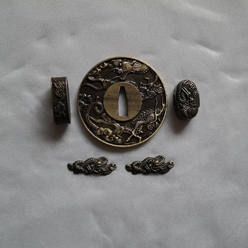 Espada samurái japonesa KOSHIRAE  TSUBA FUCHI KASHIRA MENUKI X82