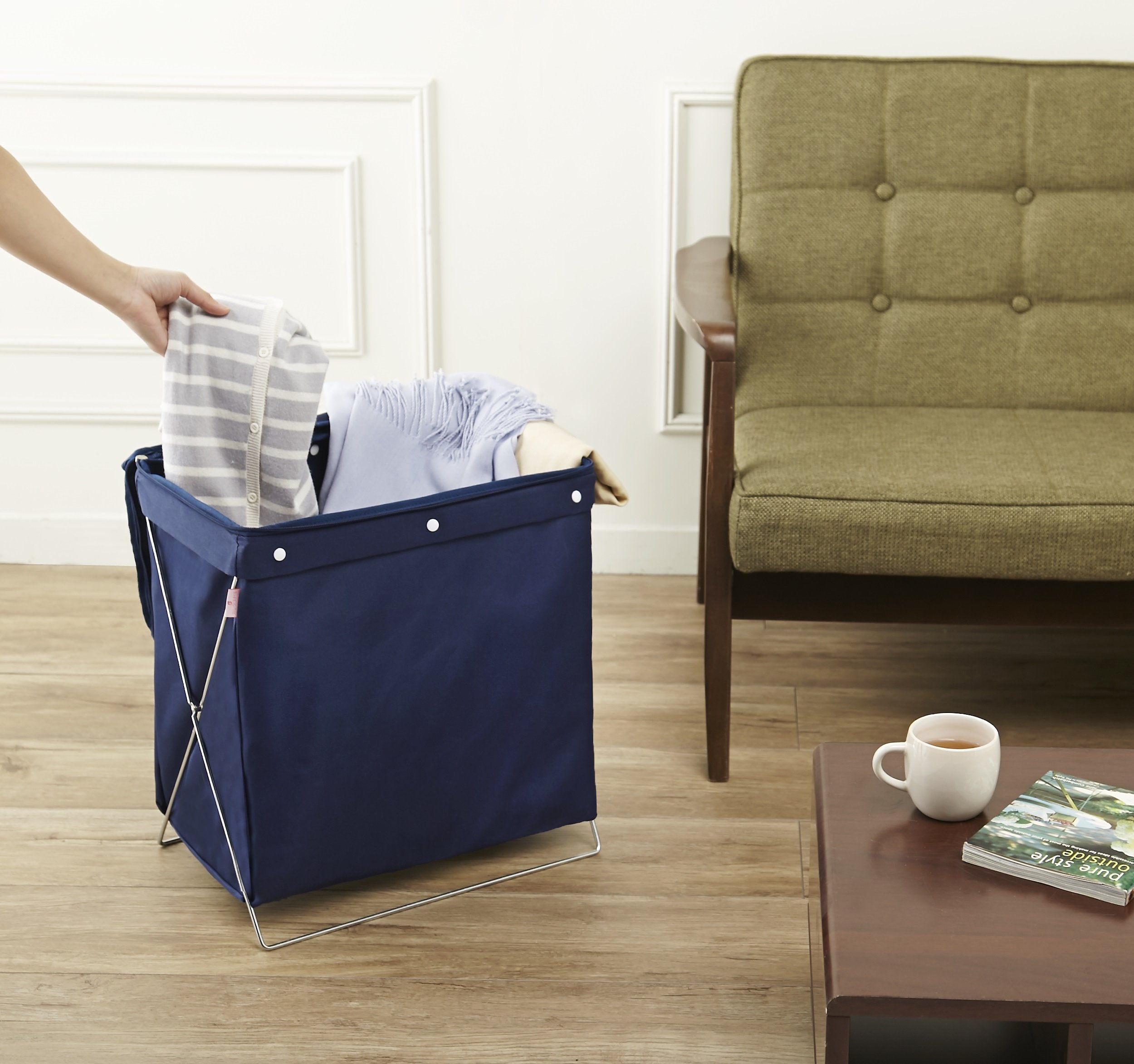 Amazon｜アストロ 収納ケース ネイビー フタ付き W42×D25×H45cm