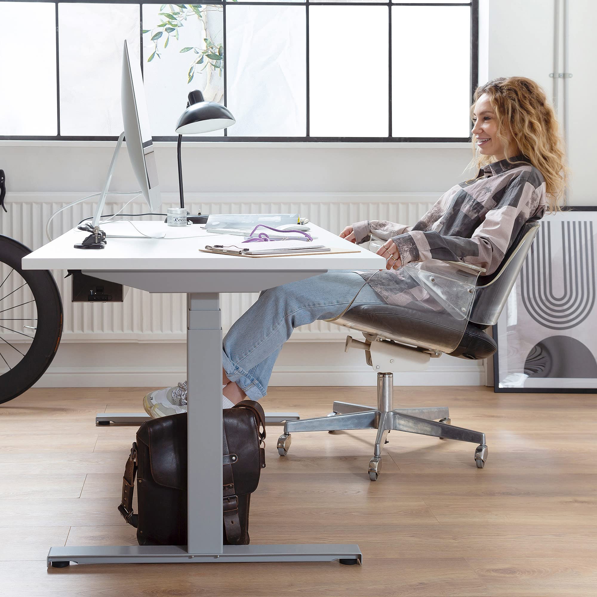 boho office® EASYDESK Line elektrisch stufenlos höhenverstellbarer Schreibtisch mit gratis APP-Steuerung, hochsensiblen Kollisionsschutz und Soft-Start/Stop – Easydesk Silber