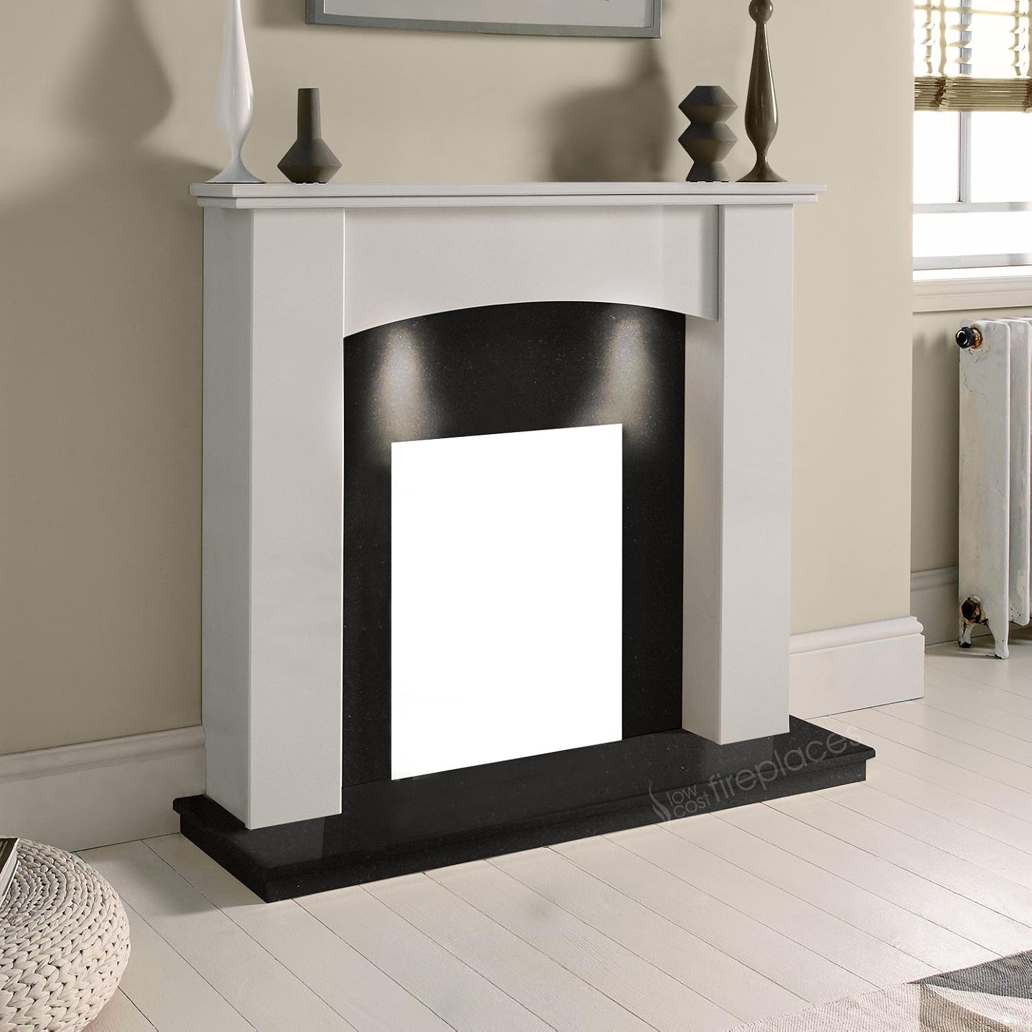 White Marble Stone Modern Curved Surround Black Granite Hearth & Back