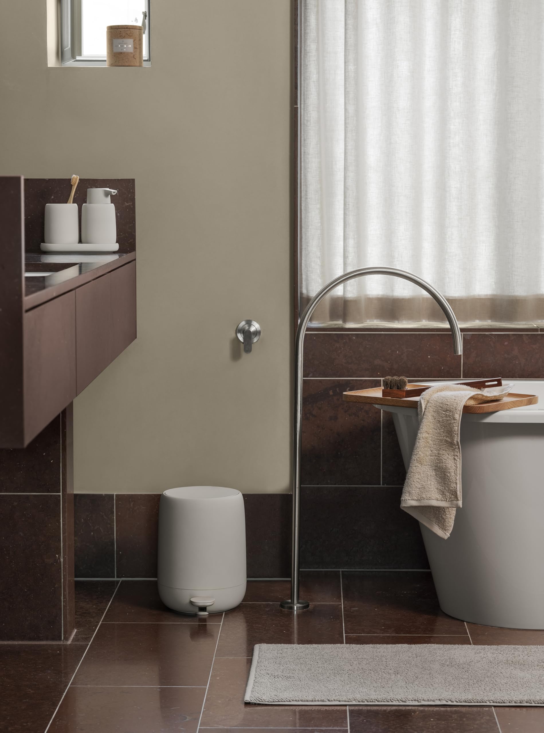 Amazon｜blomus SONO 浴室ソープディスペンサー ムーンビーム